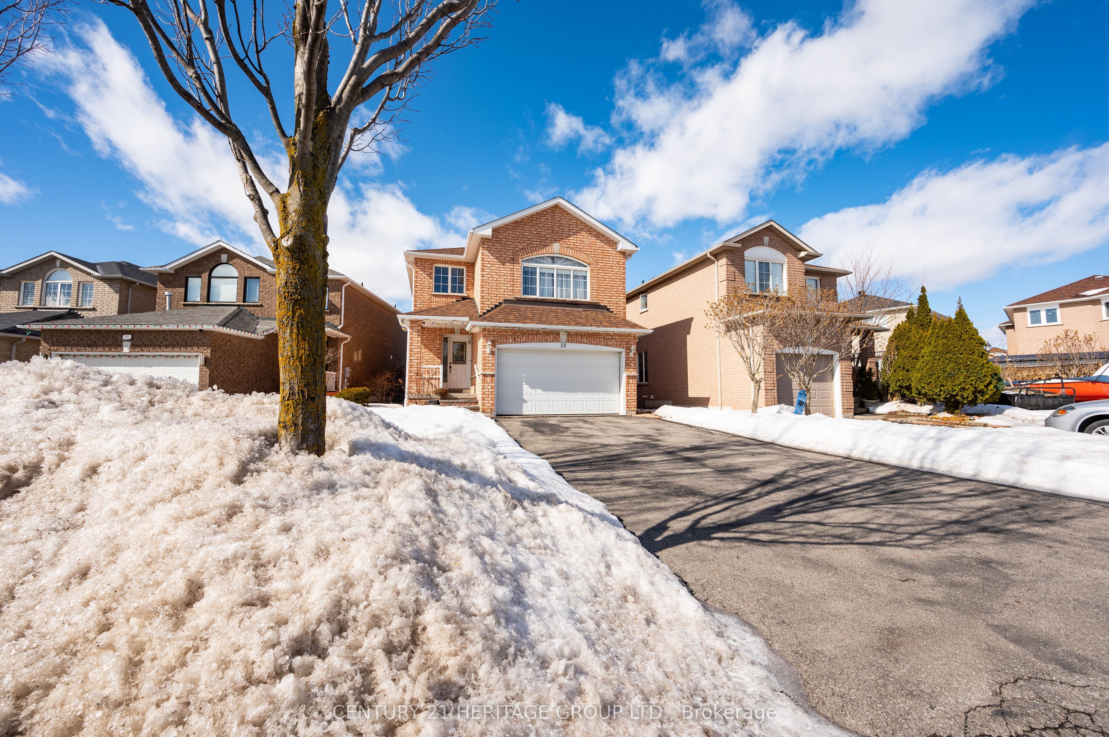 73 Solway Ave Property Photo 2