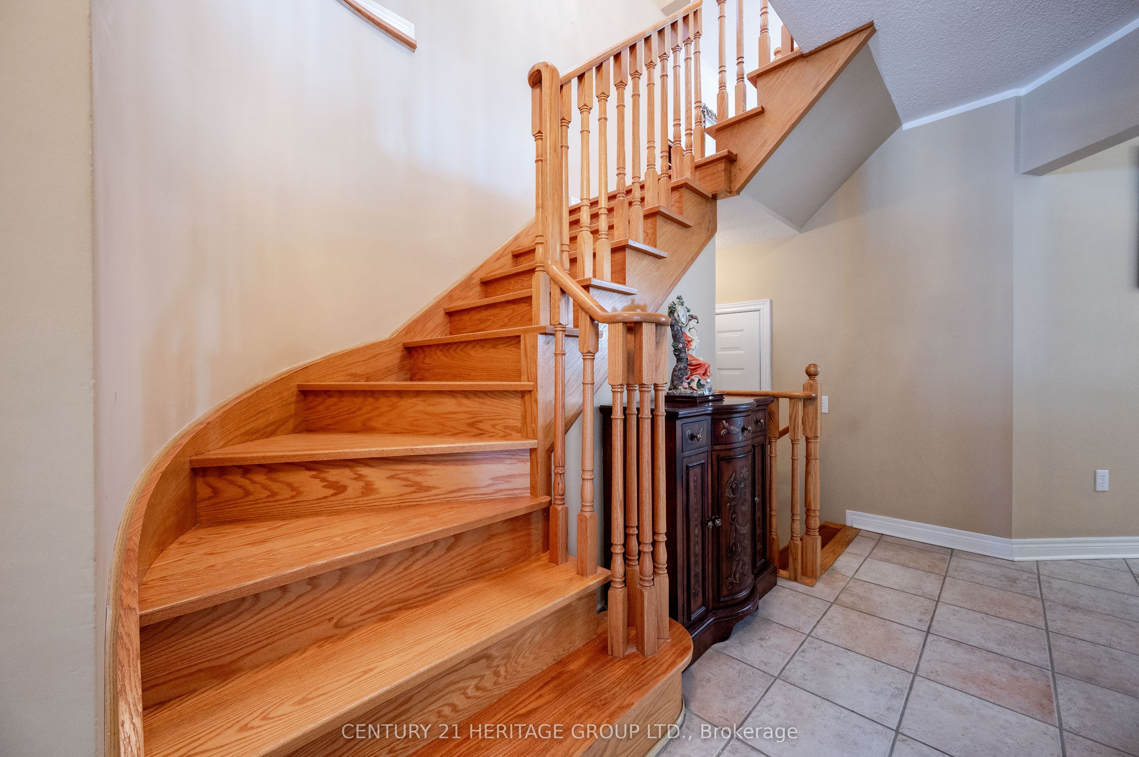 73 Solway Ave Property Photo 22