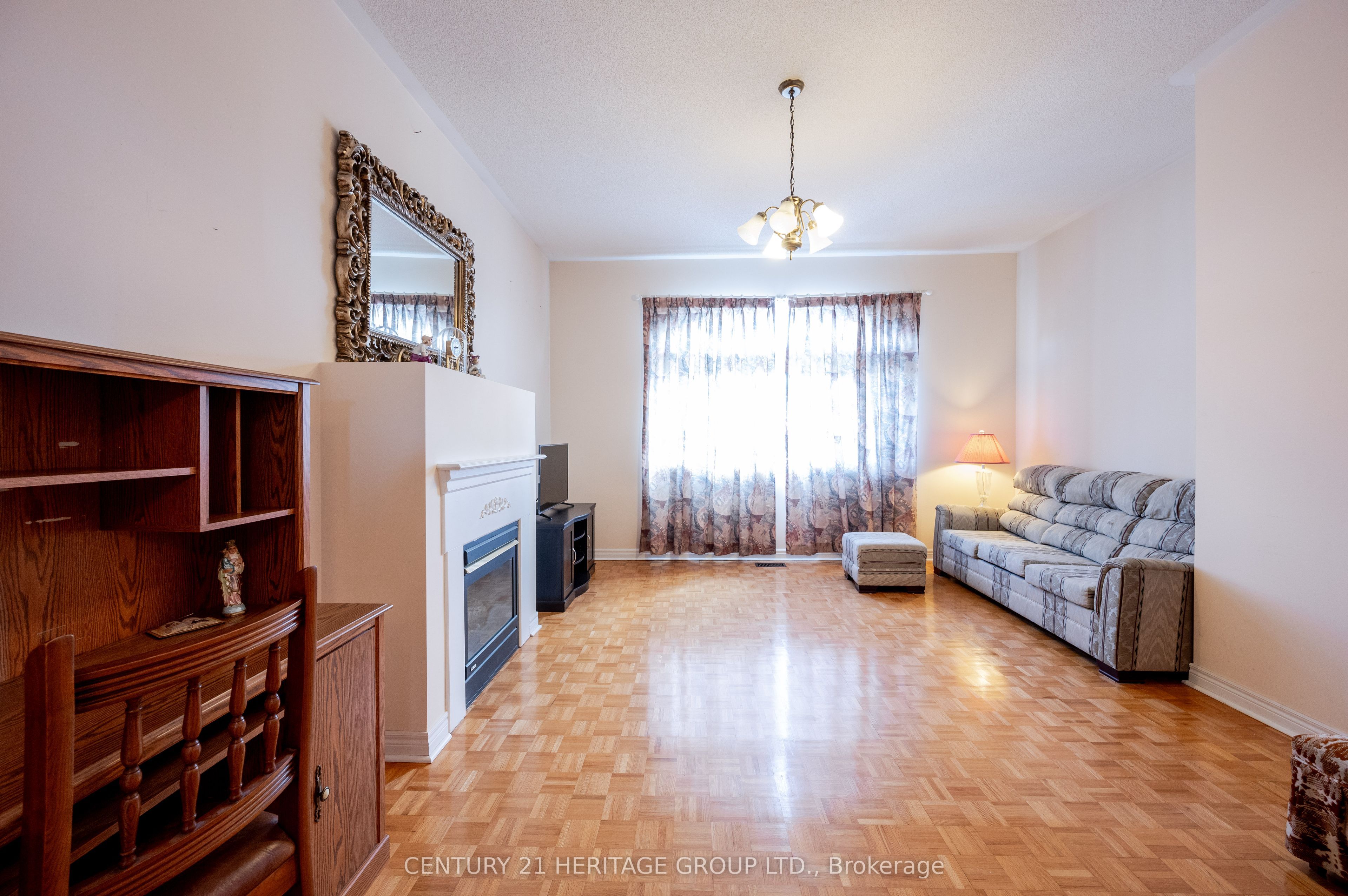 73 Solway Ave Property Photo 24
