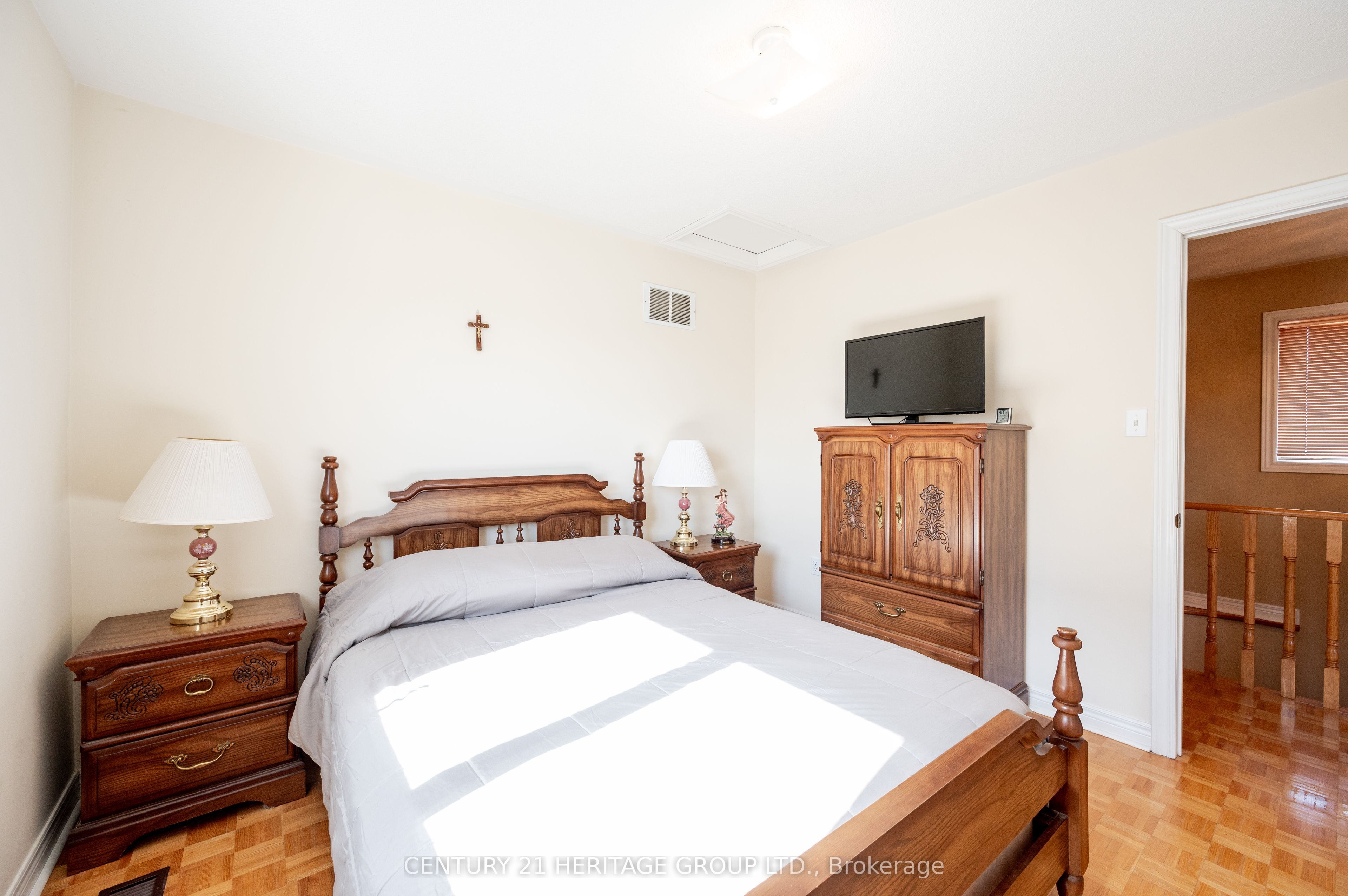 73 Solway Ave Property Photo 35