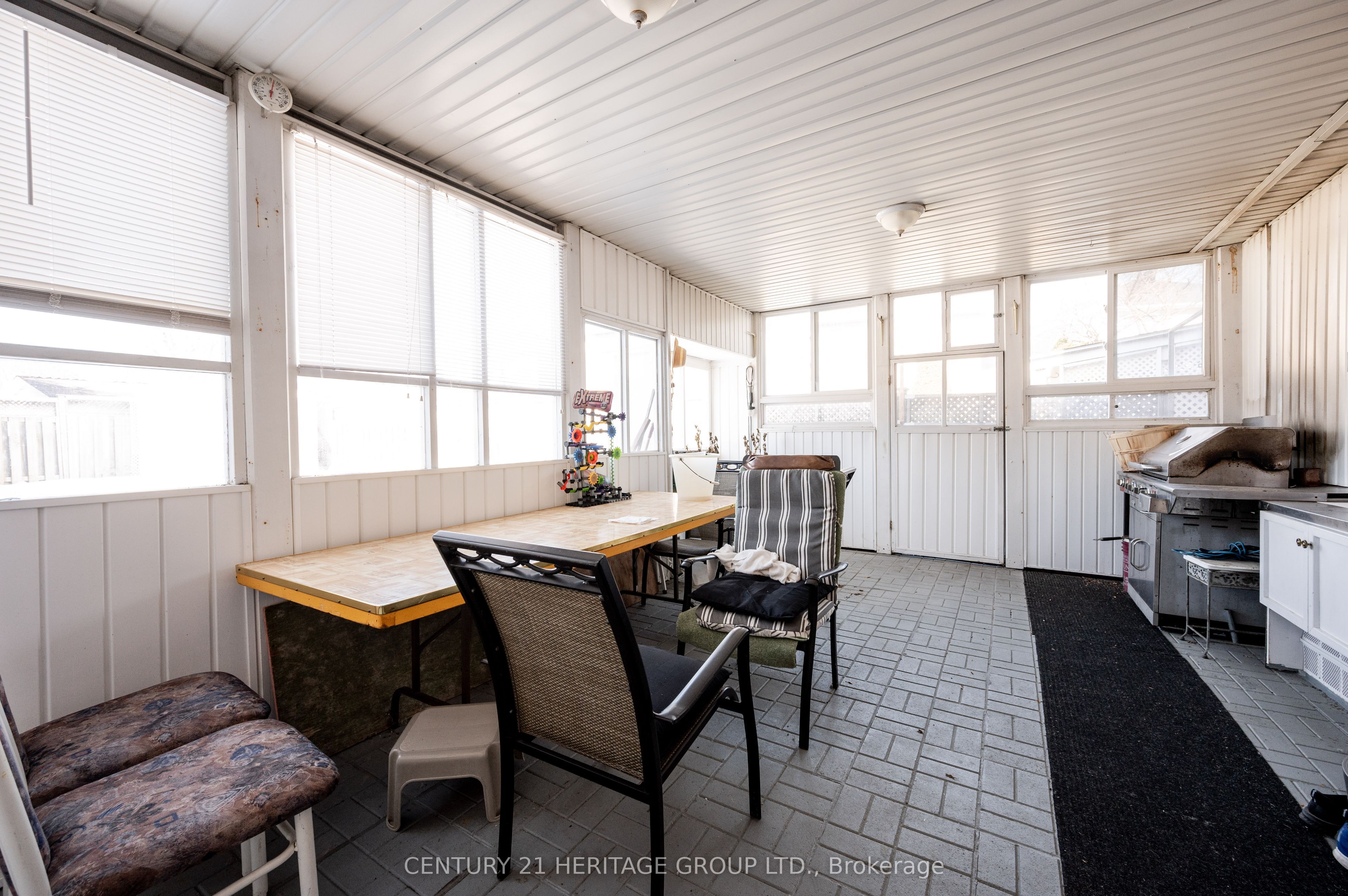 73 Solway Ave Property Photo 46