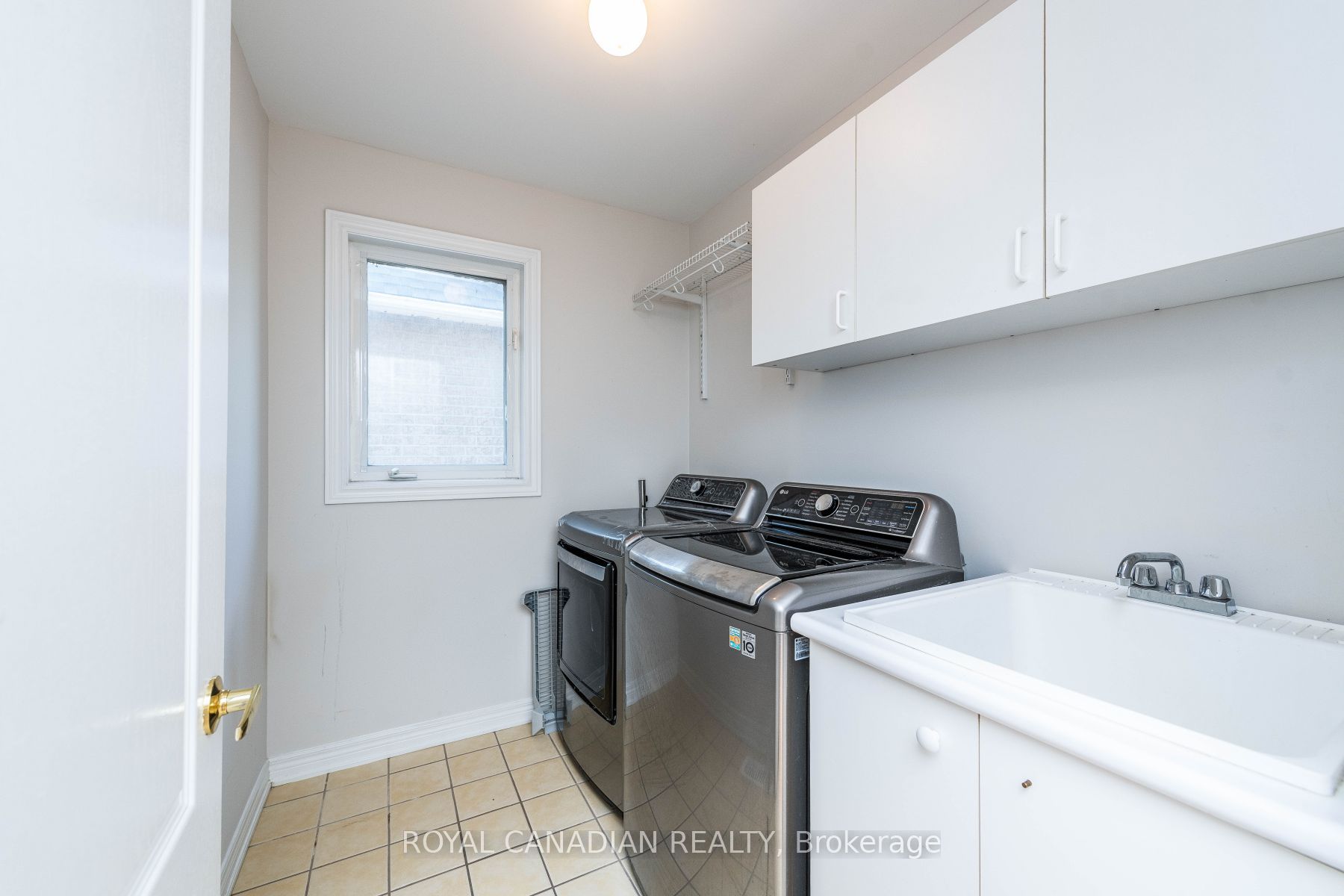 119 Saffron St Property Photo 31