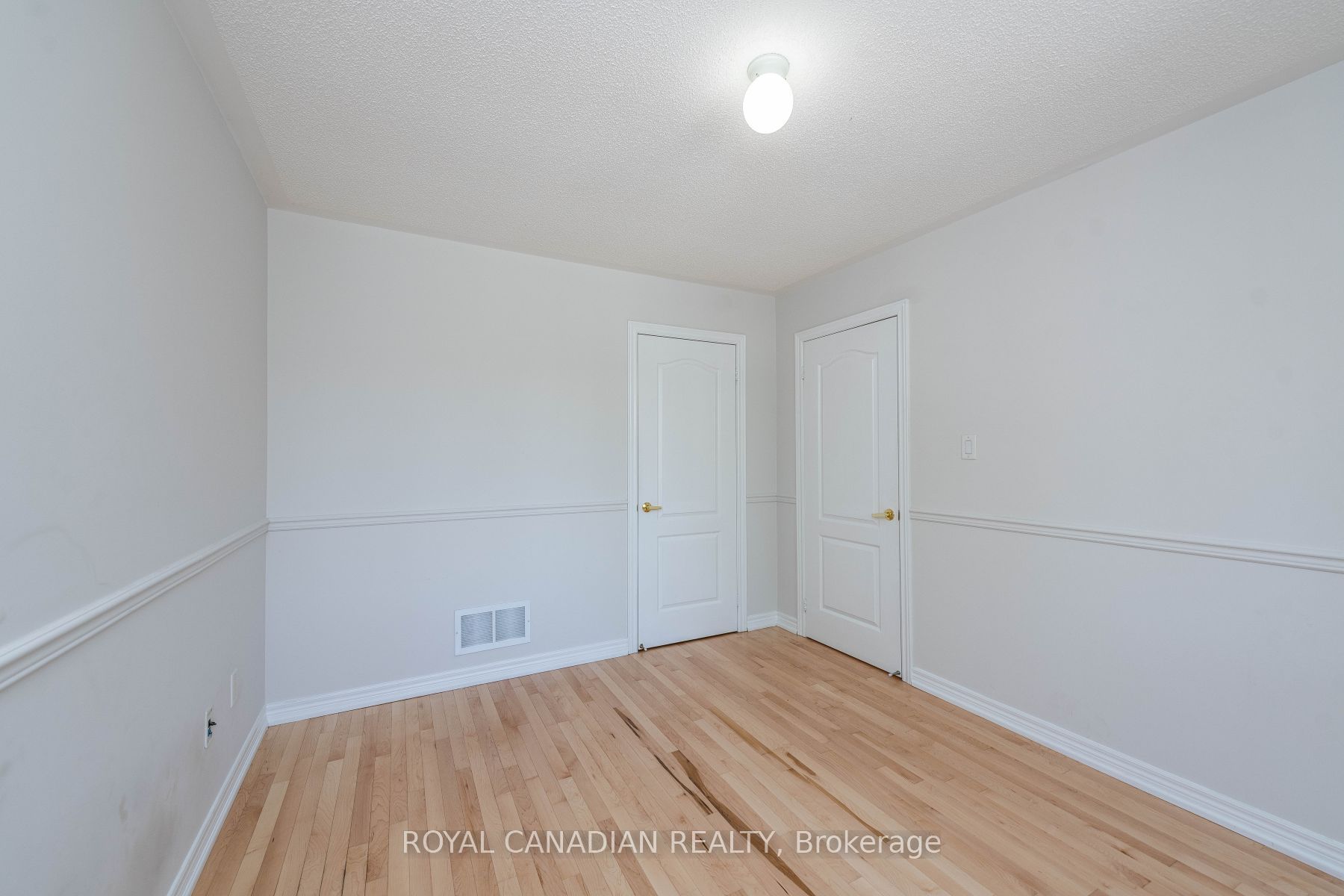 119 Saffron St Property Photo 34
