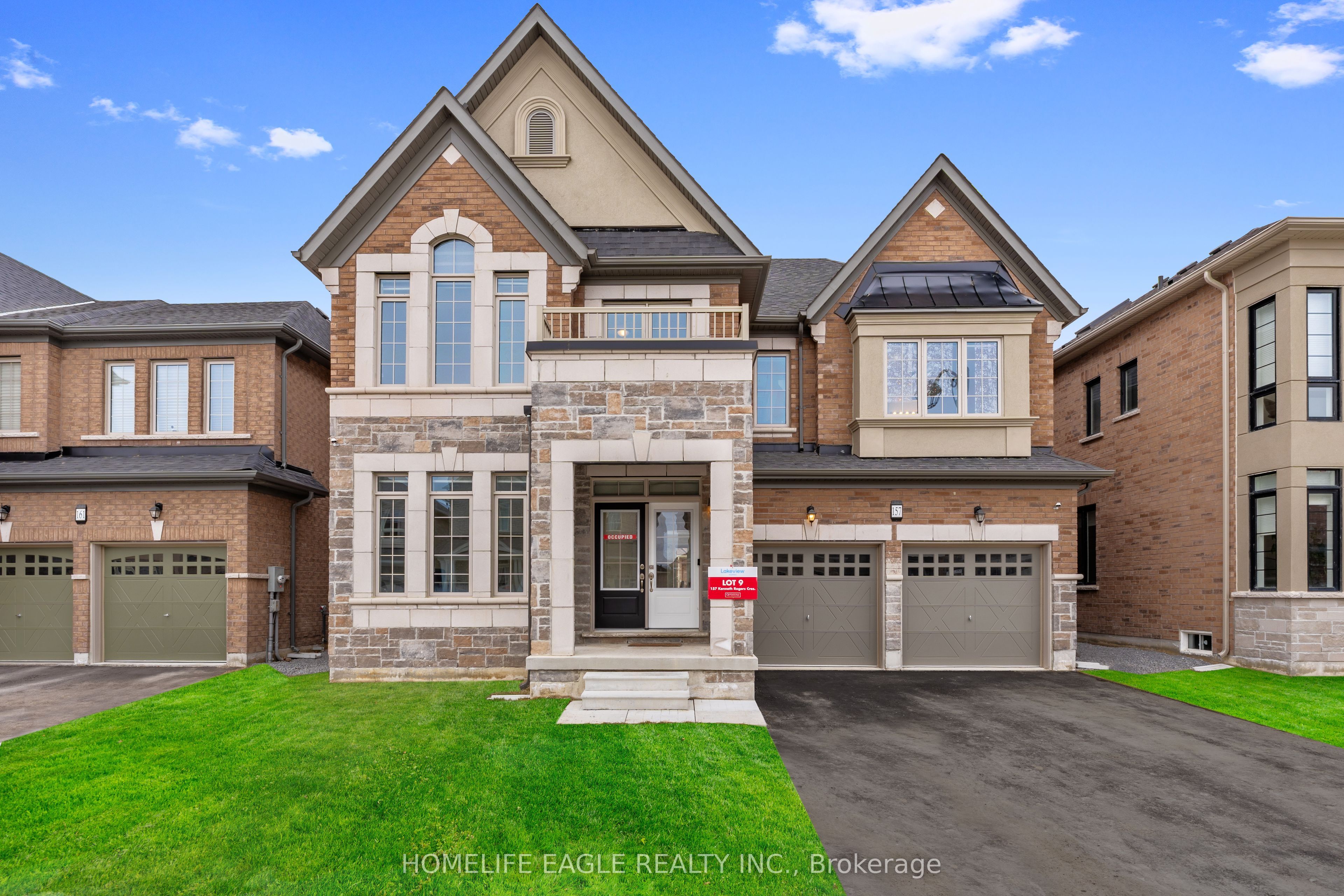 157 Kenneth Rogers Crescent Property Photo