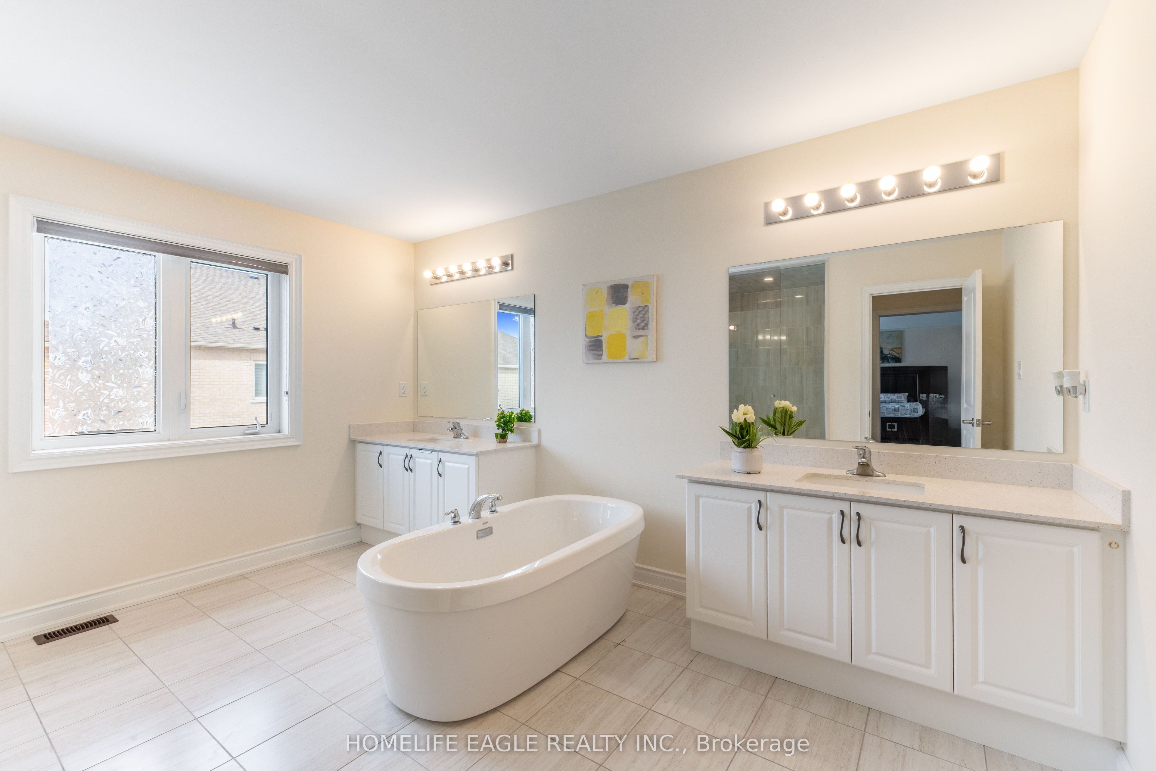 157 Kenneth Rogers Crescent Property Photo 15