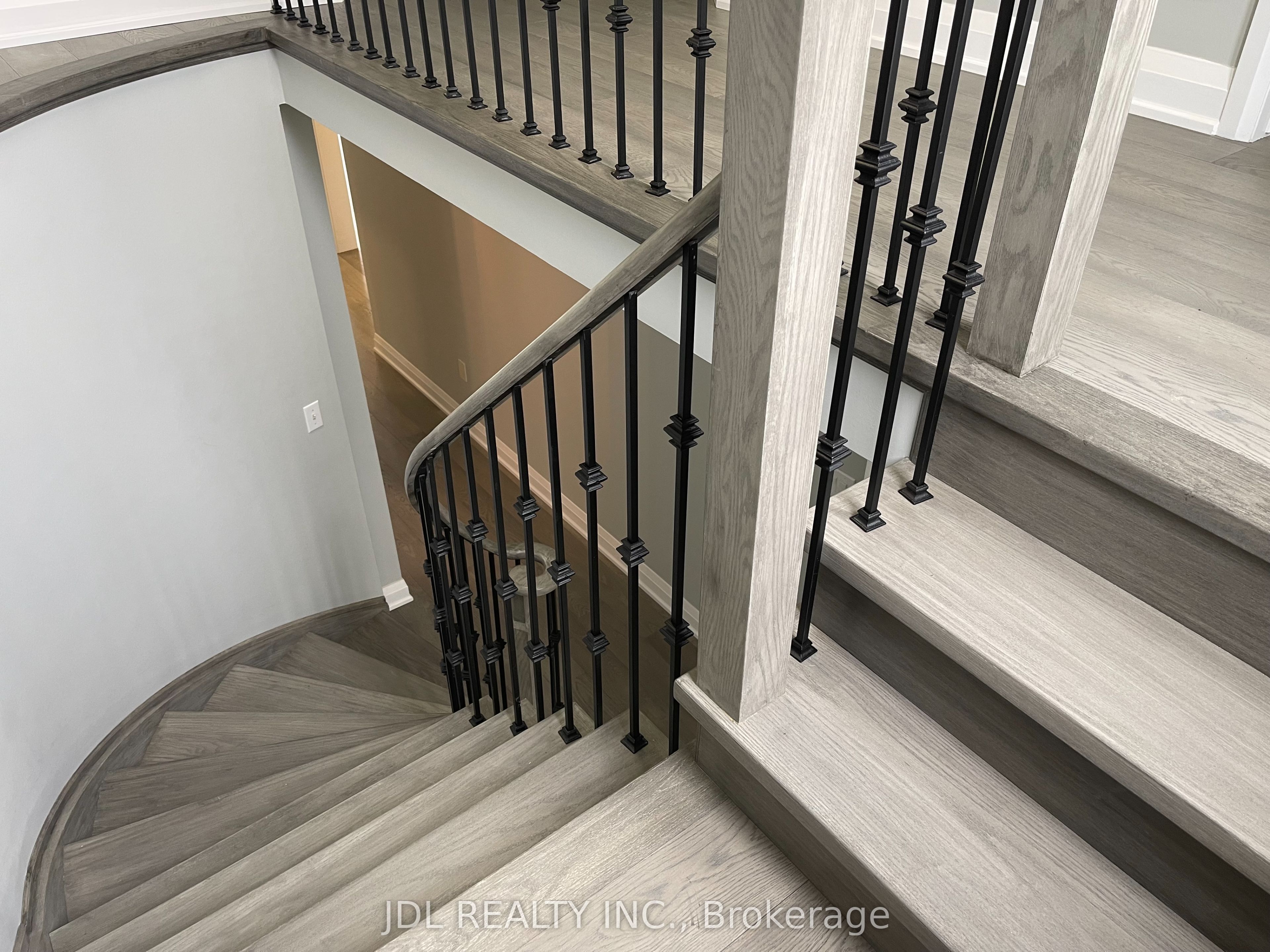 786 Caboto Trail Property Photo 6