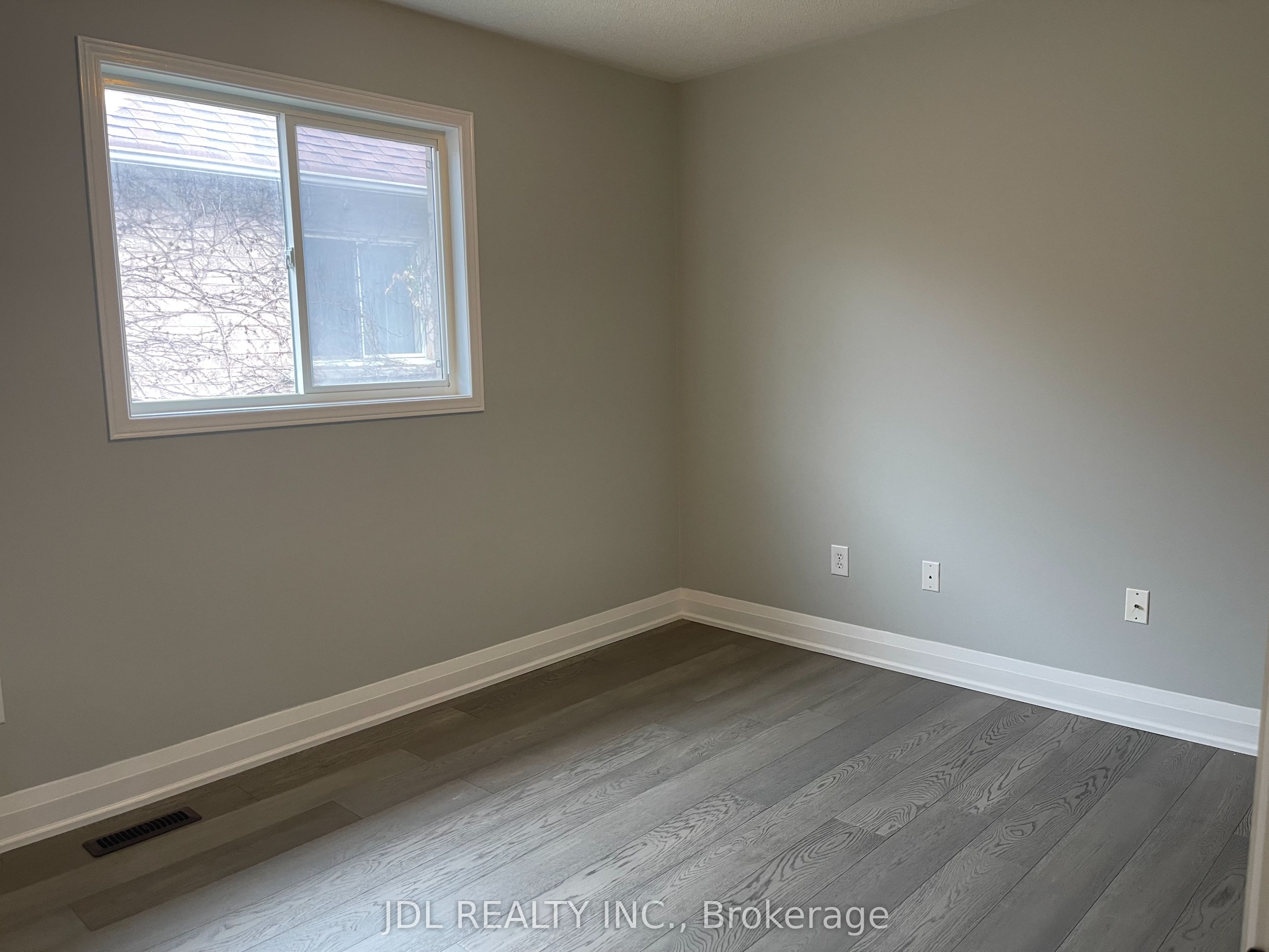 786 Caboto Trail Property Photo 12