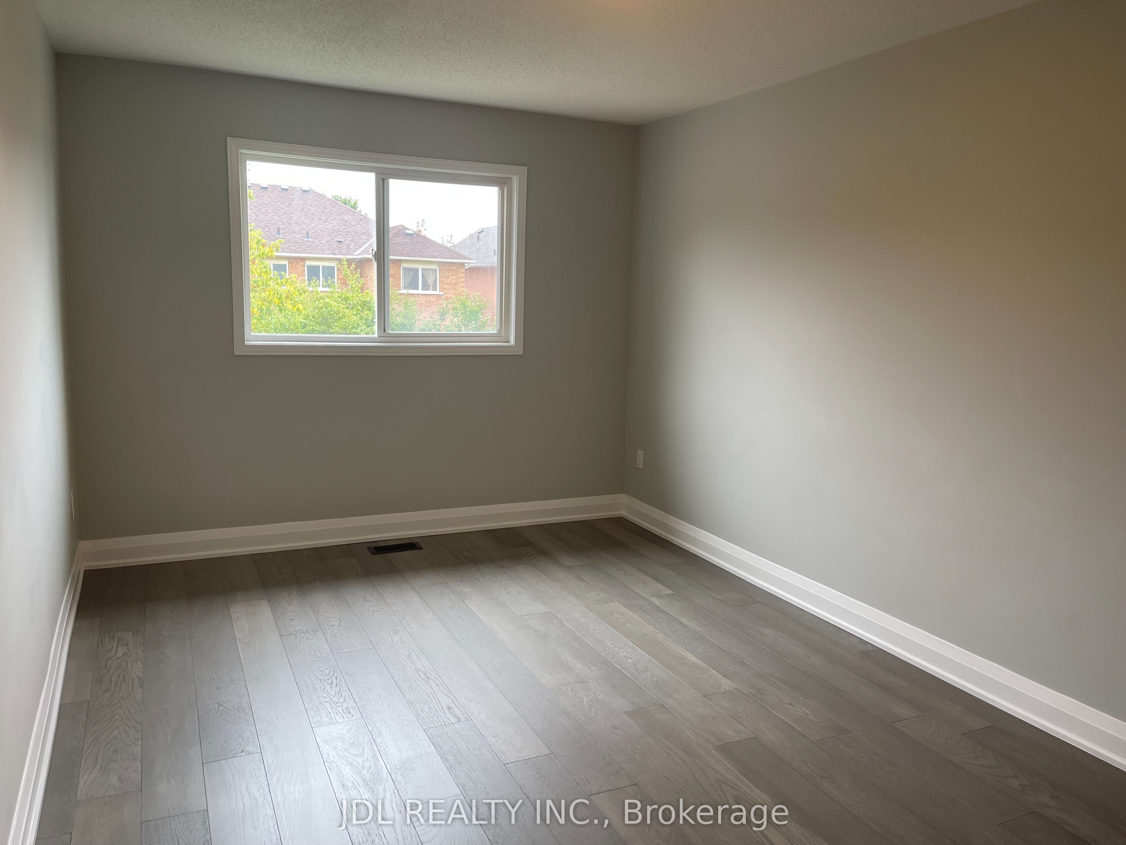 786 Caboto Trail Property Photo 13