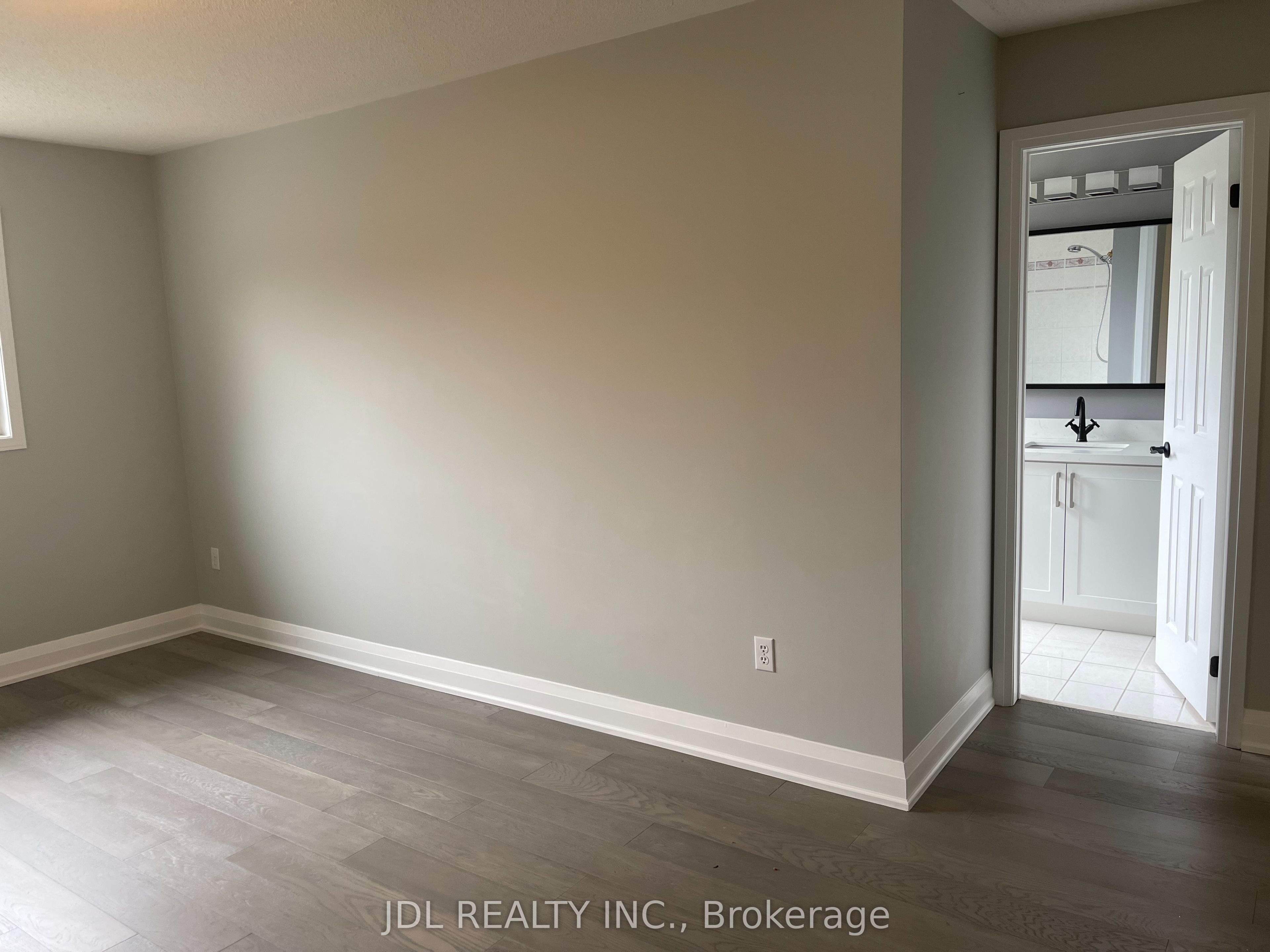 786 Caboto Trail Property Photo 14