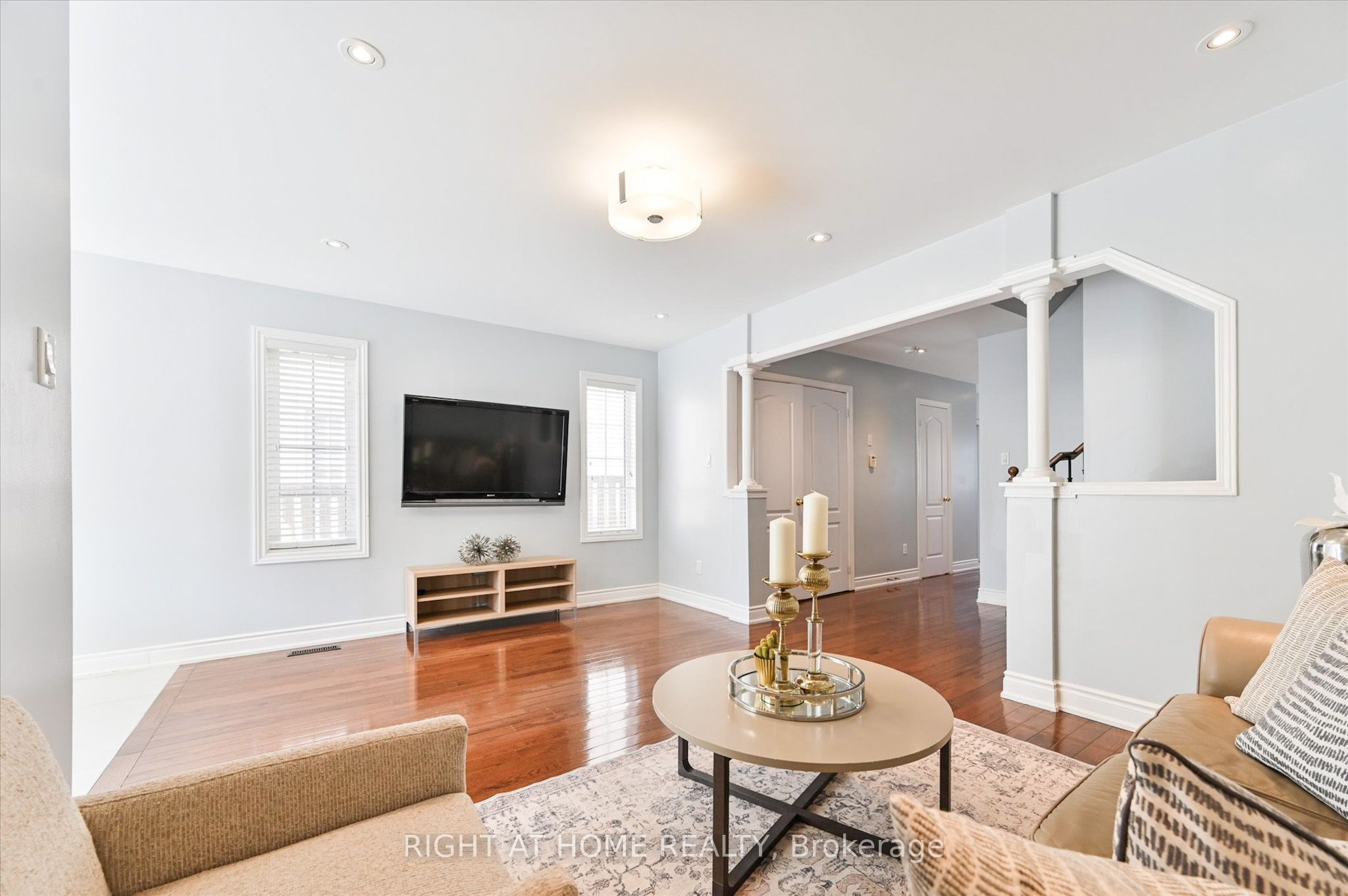 26 Benjamin Hood Crescent Property Photo 8