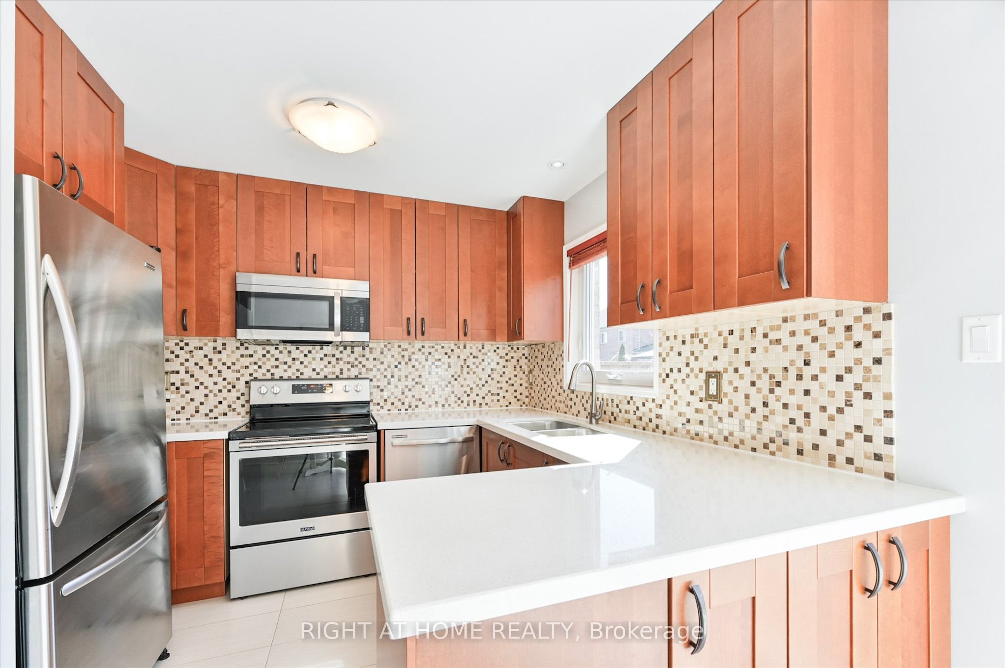 26 Benjamin Hood Crescent Property Photo 11