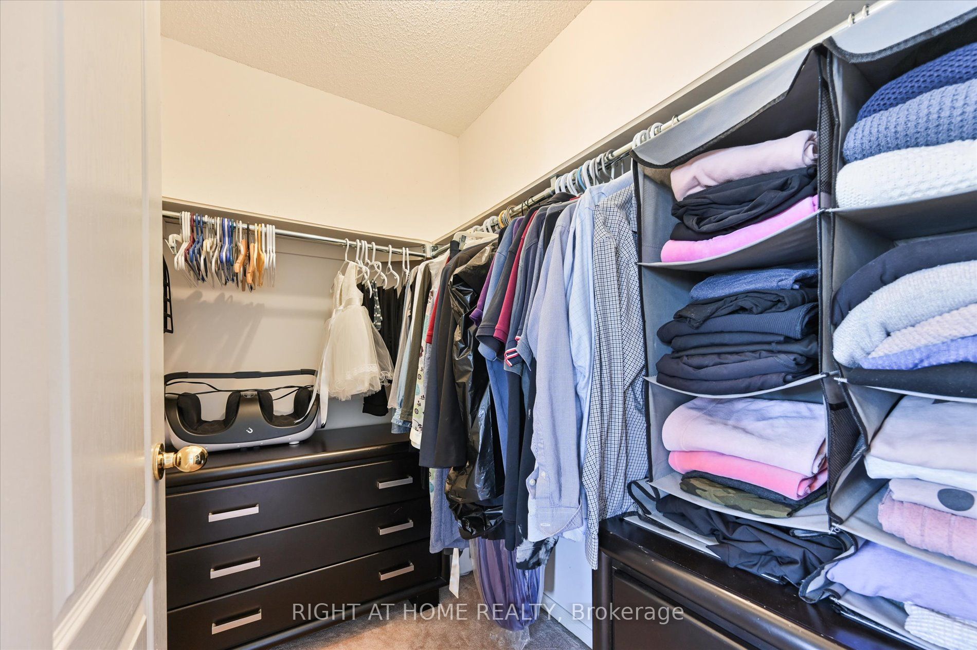 26 Benjamin Hood Crescent Property Photo 17