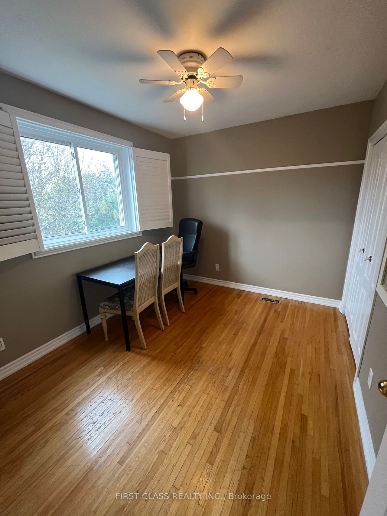 83 Lincoln Green Drive Property Photo 11