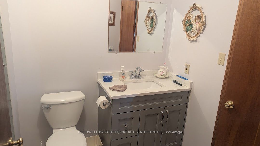 #2 - 10 Riverley Lane Property Photo 11