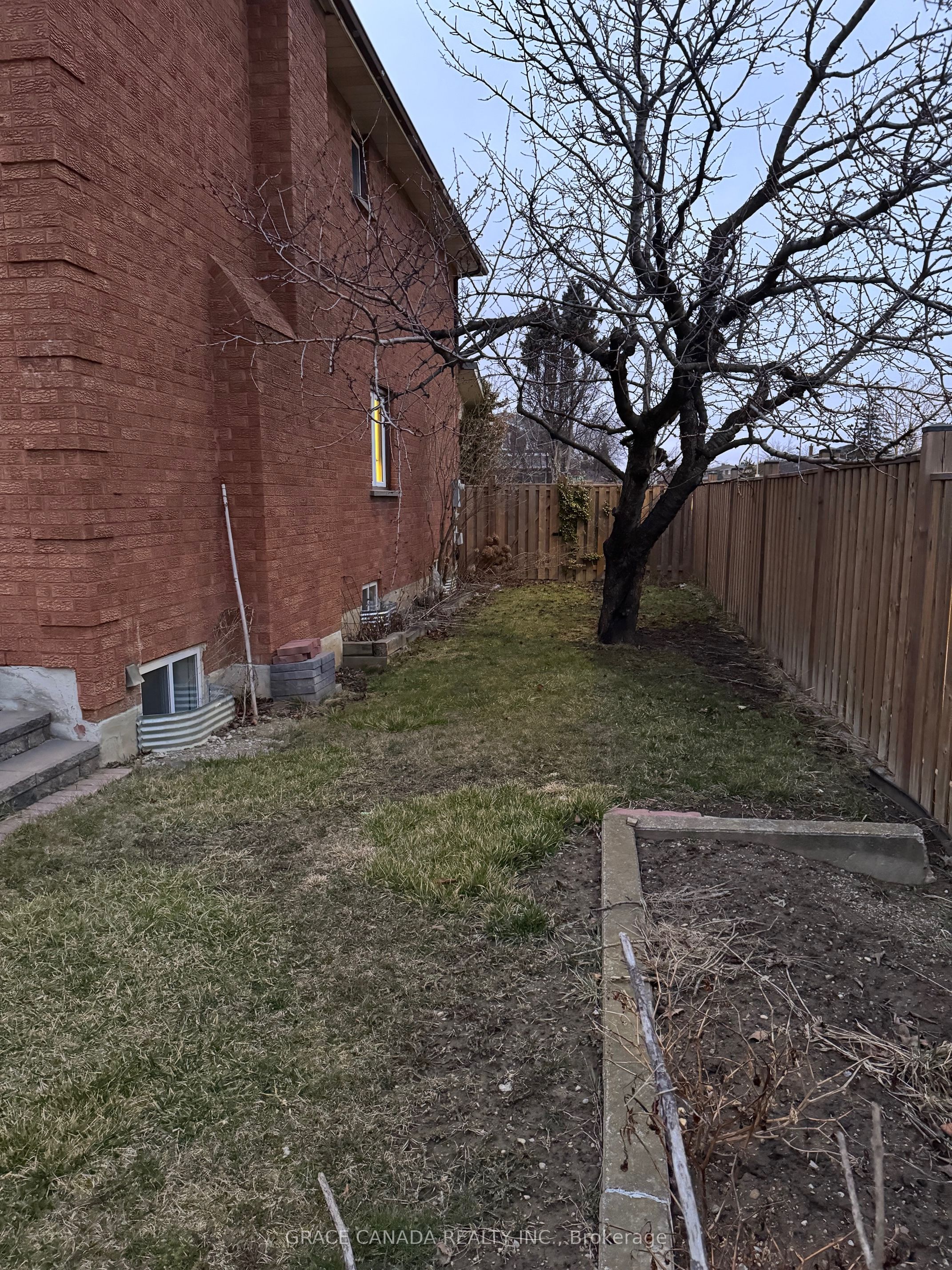 ## Main - 162 Jackman Crescent Property Photo 13