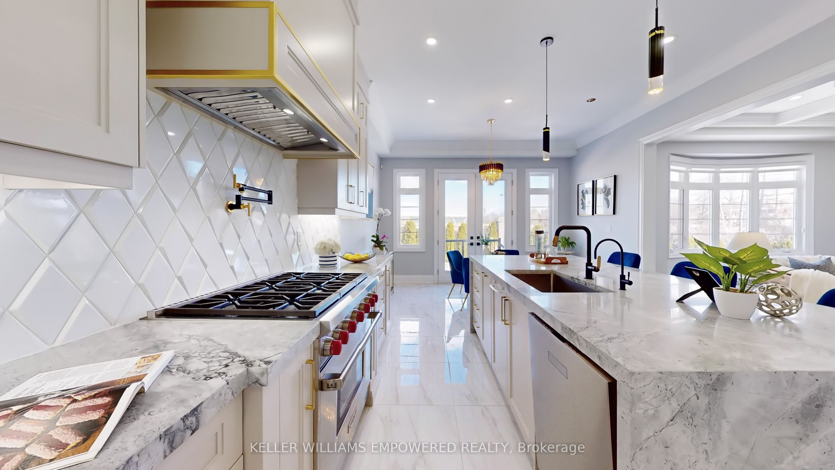 266 Touch Gold Crescent Property Photo 13