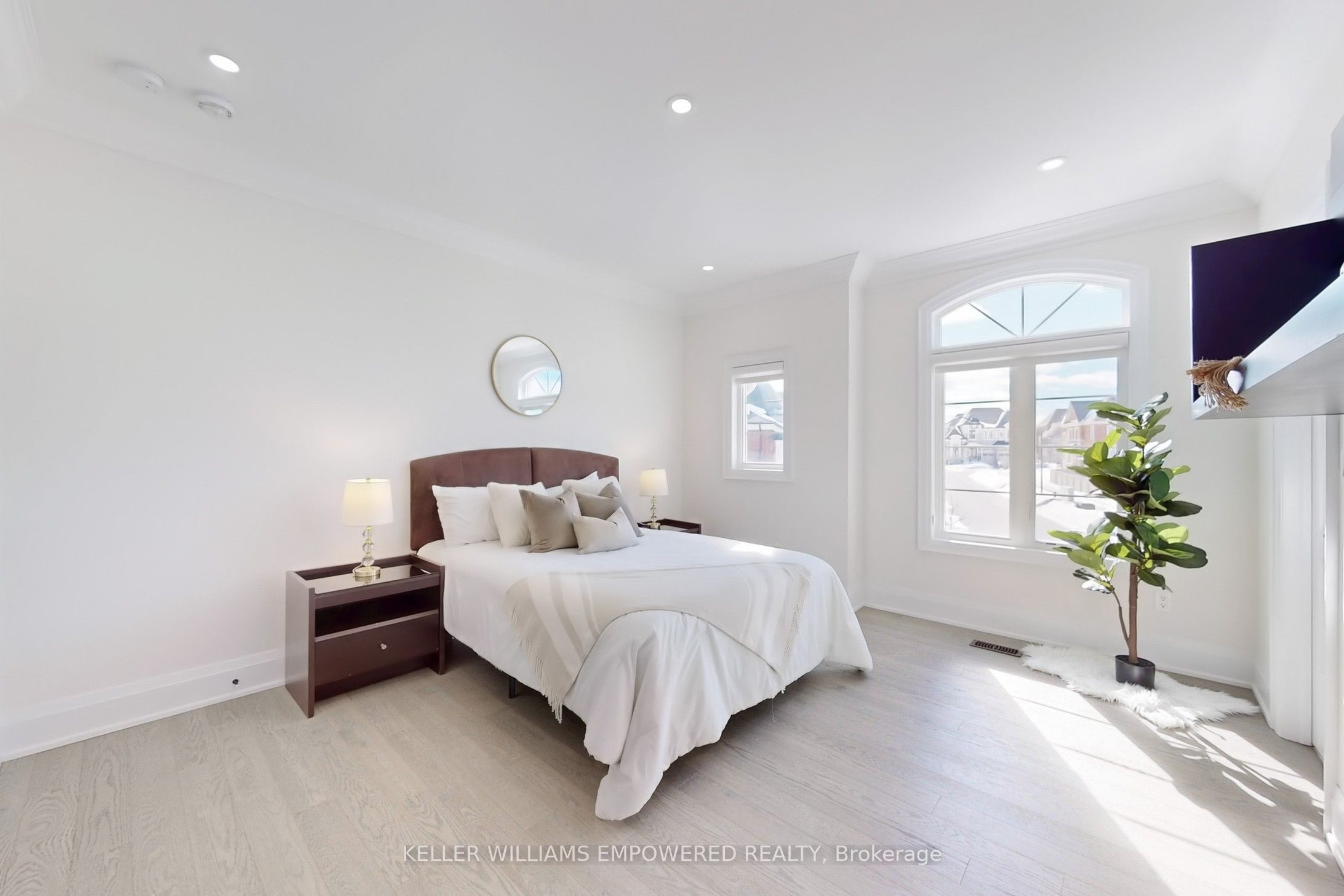 266 Touch Gold Crescent Property Photo 35