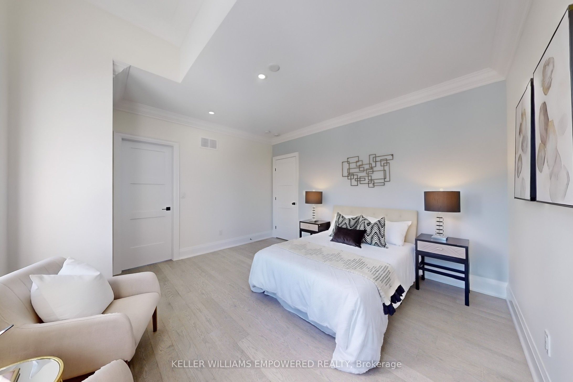 266 Touch Gold Crescent Property Photo 38