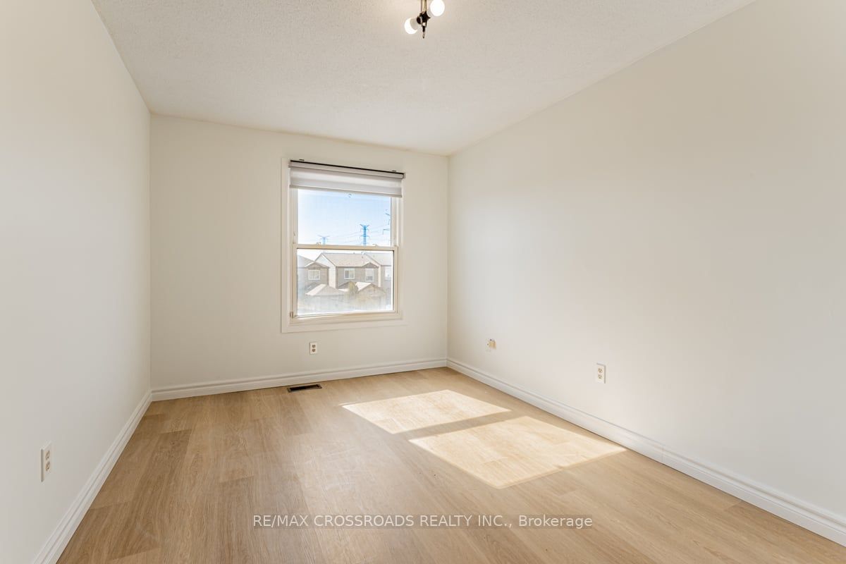 15 Peachtree Place Property Photo 15