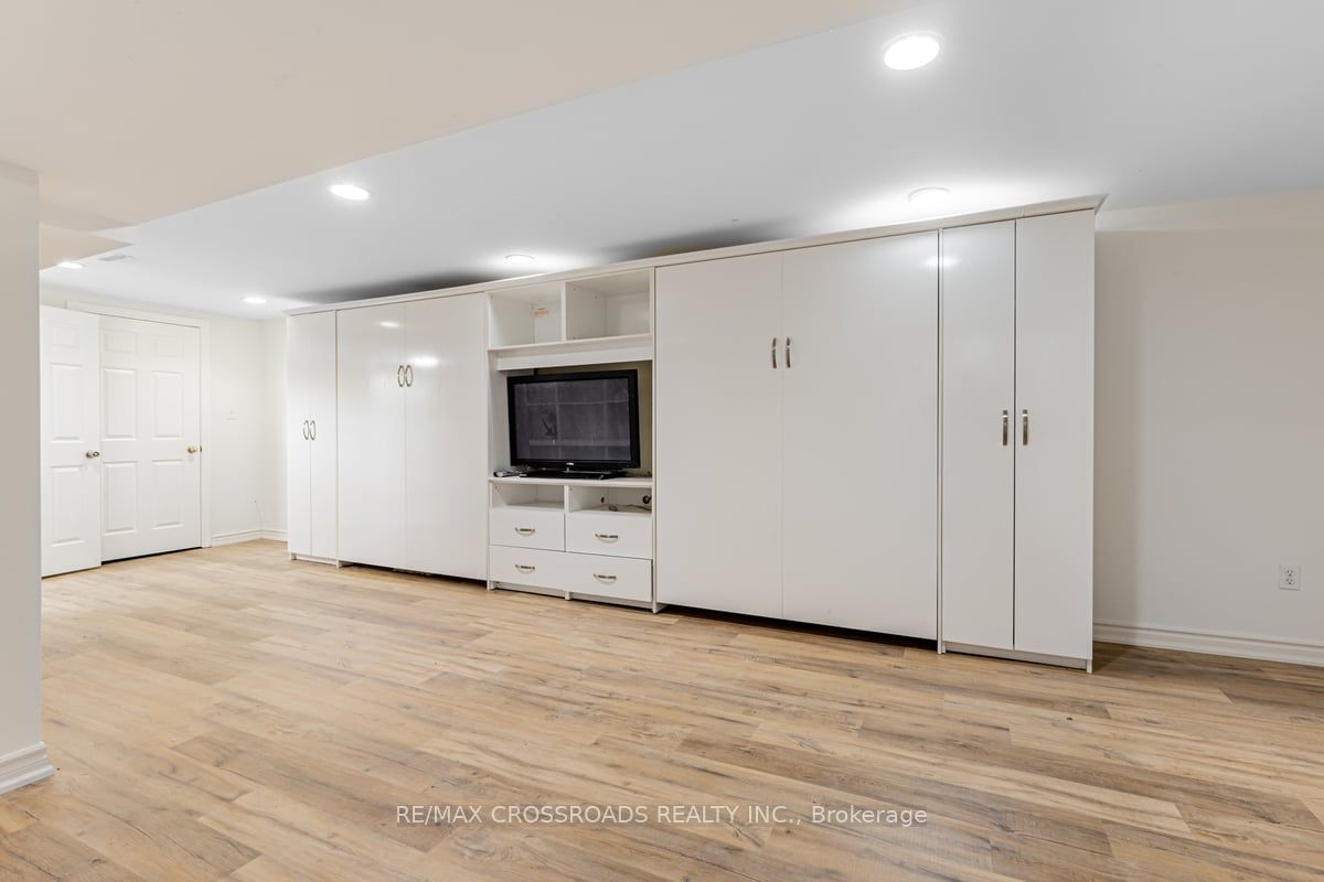 15 Peachtree Place Property Photo 20
