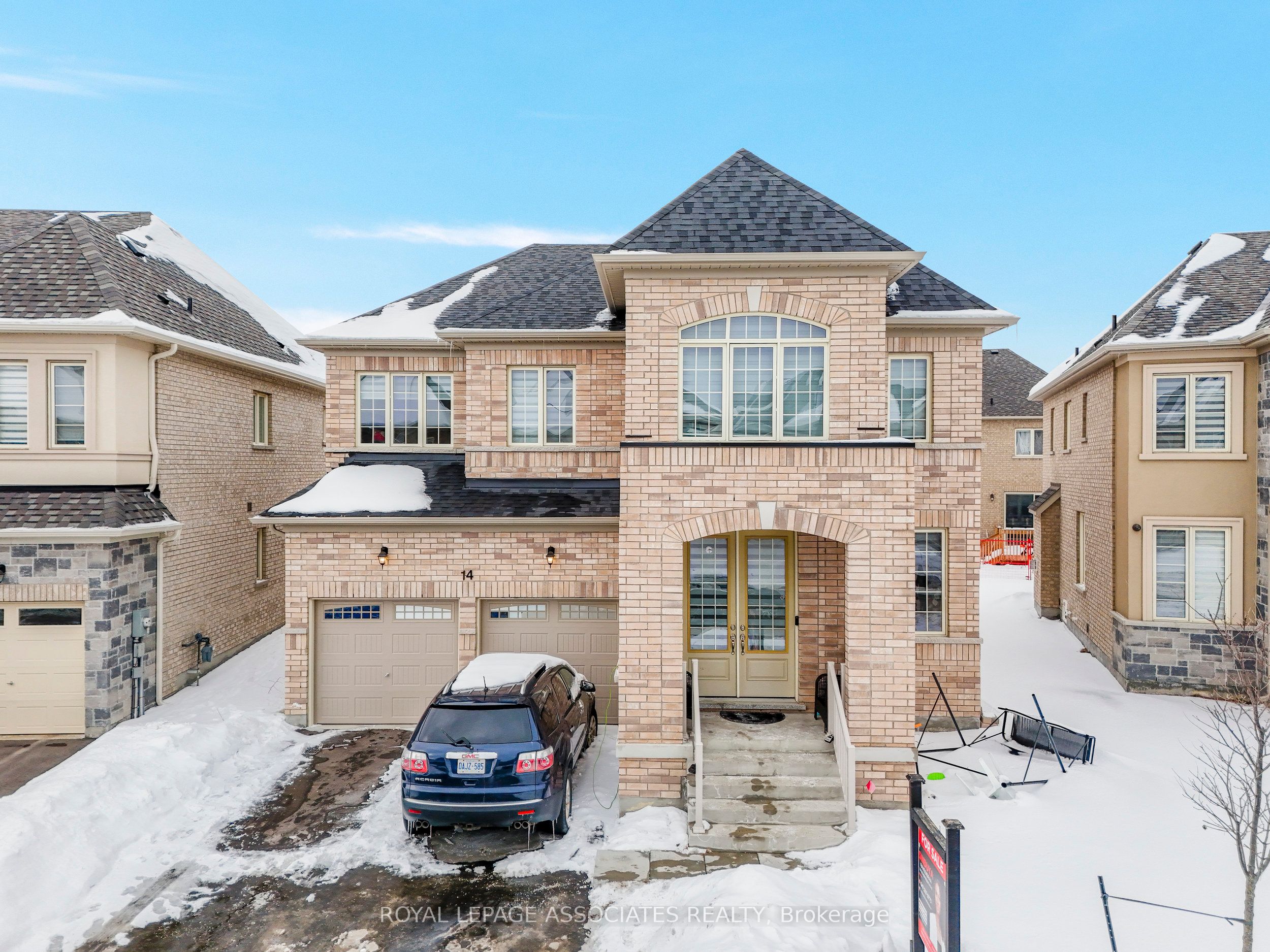 14 Hitching Post Road Property Photo