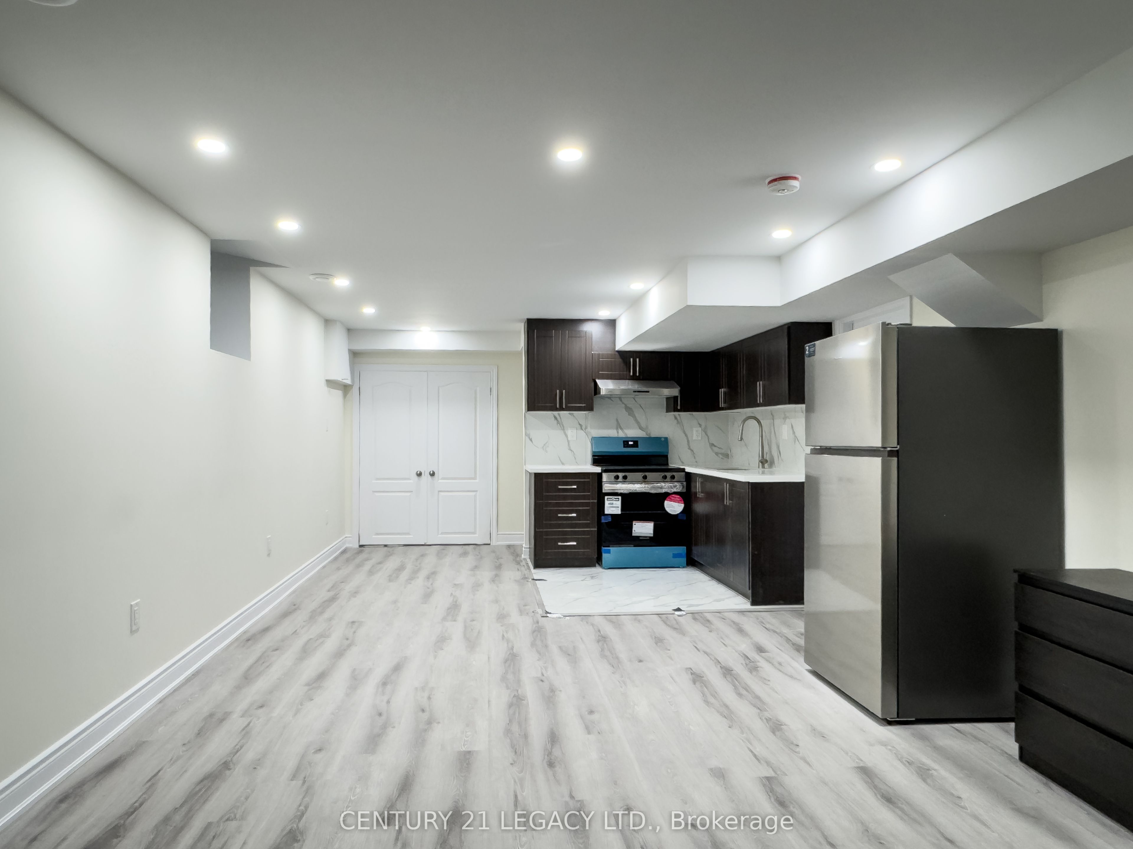 #bsmt - 189 Cranbrook Crescent Property Photo 9