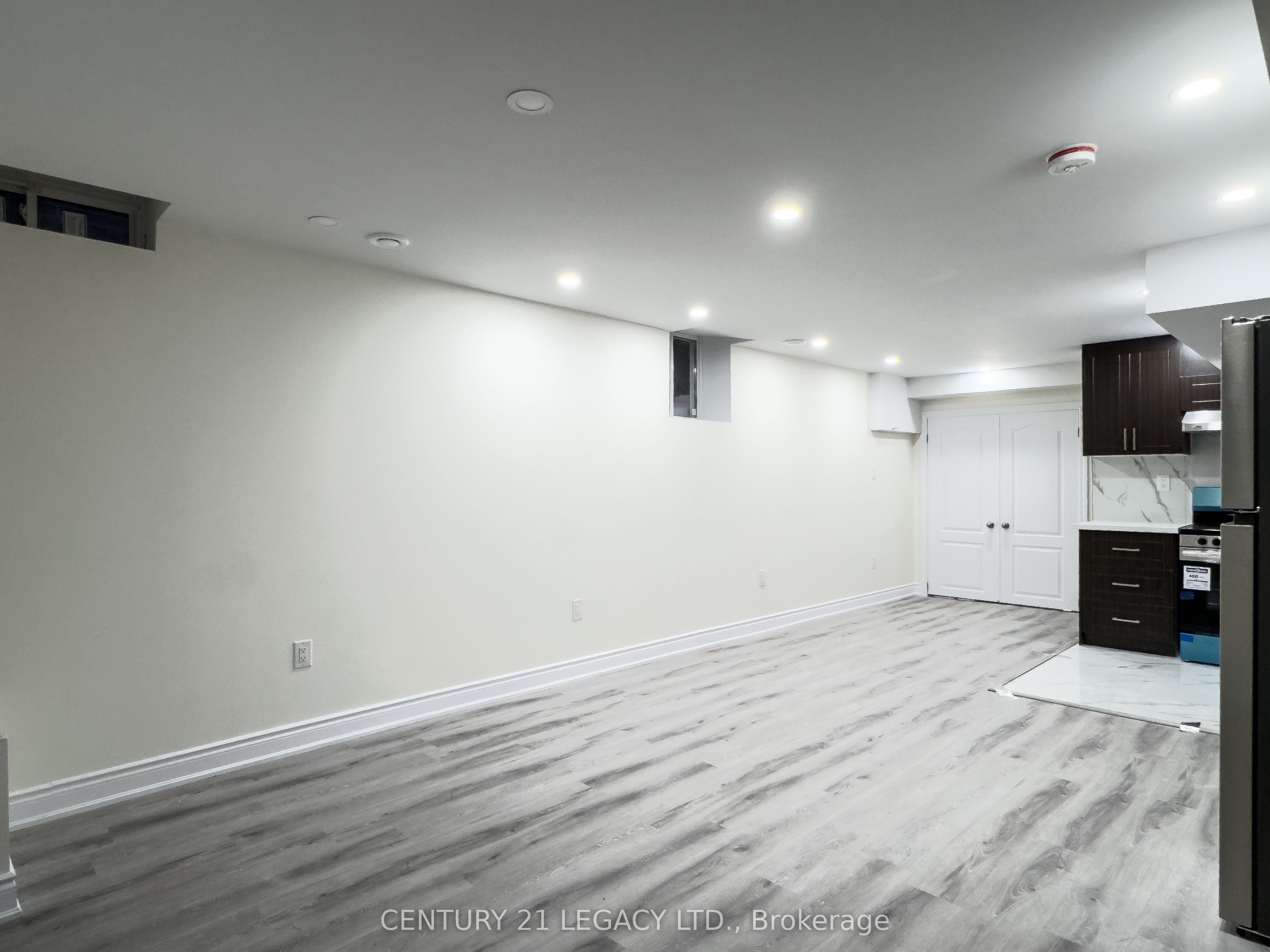 #bsmt - 189 Cranbrook Crescent Property Photo 10