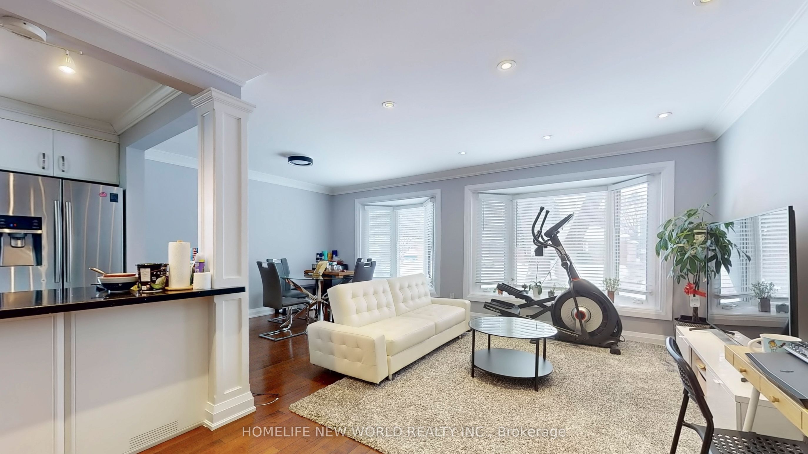 39 Cartier Crescent Property Photo 7