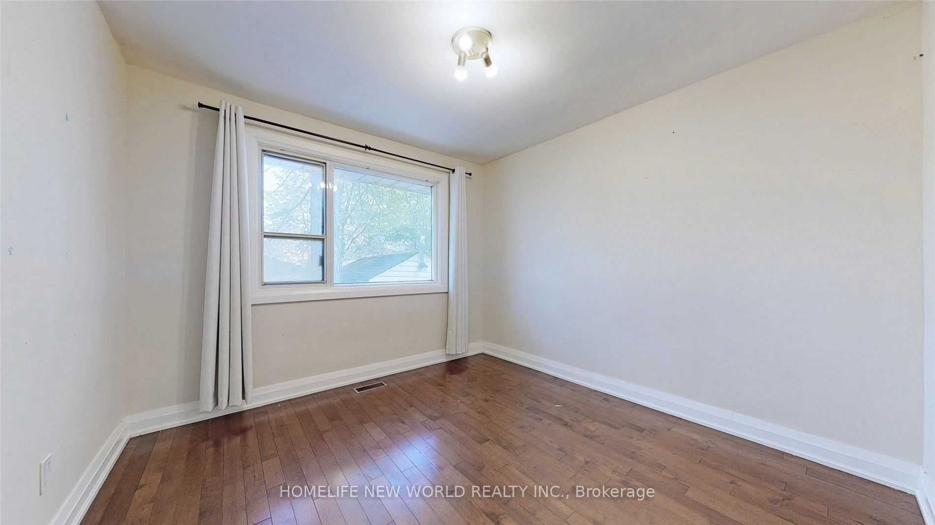 39 Cartier Crescent Property Photo 10