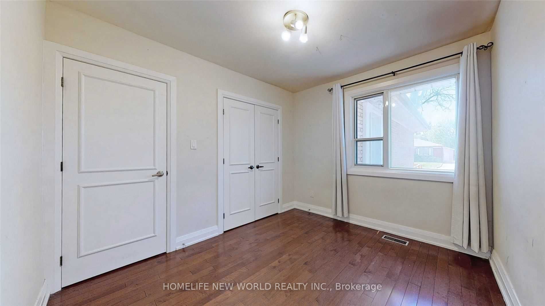 39 Cartier Crescent Property Photo 11
