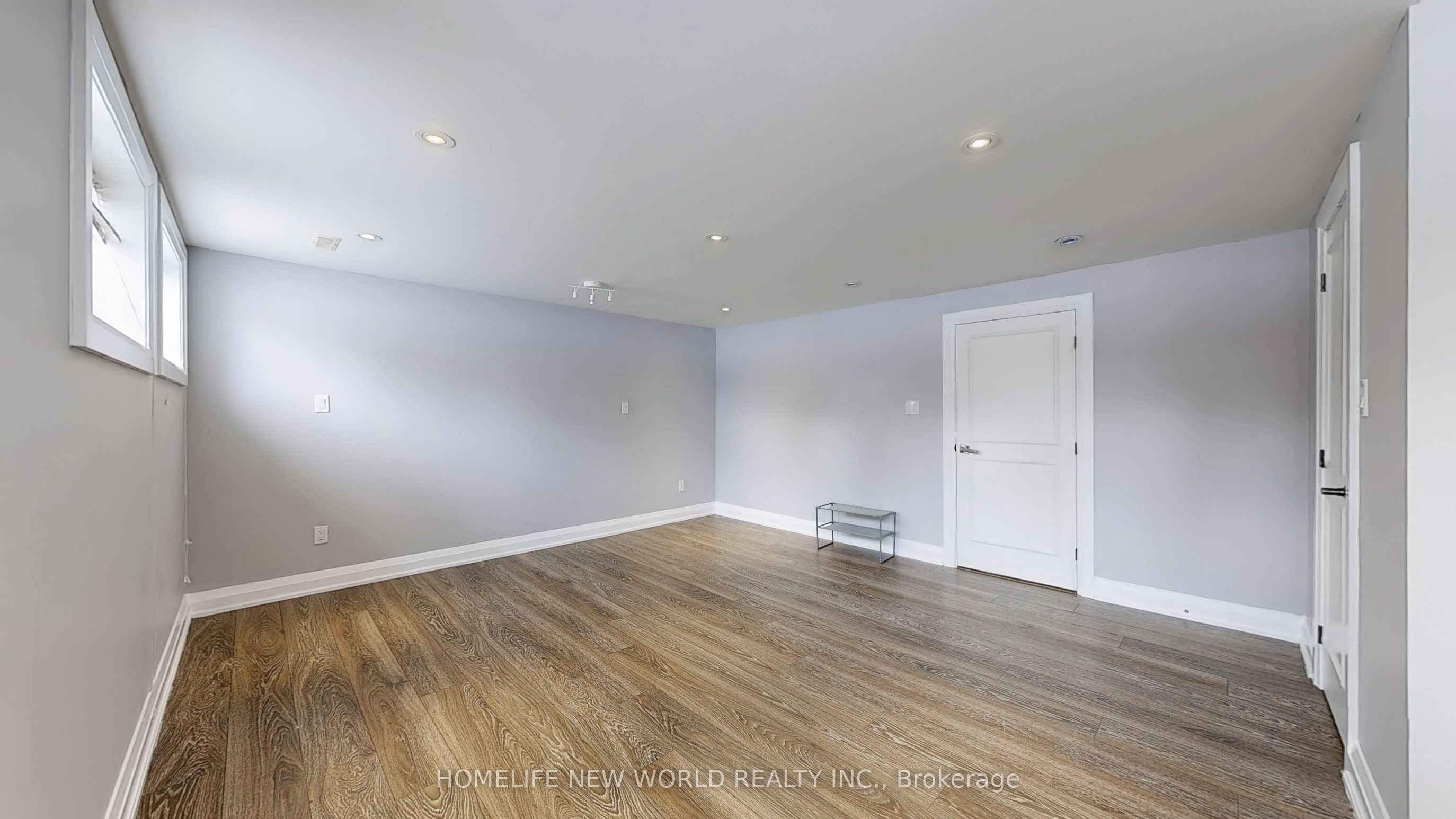 39 Cartier Crescent Property Photo 20
