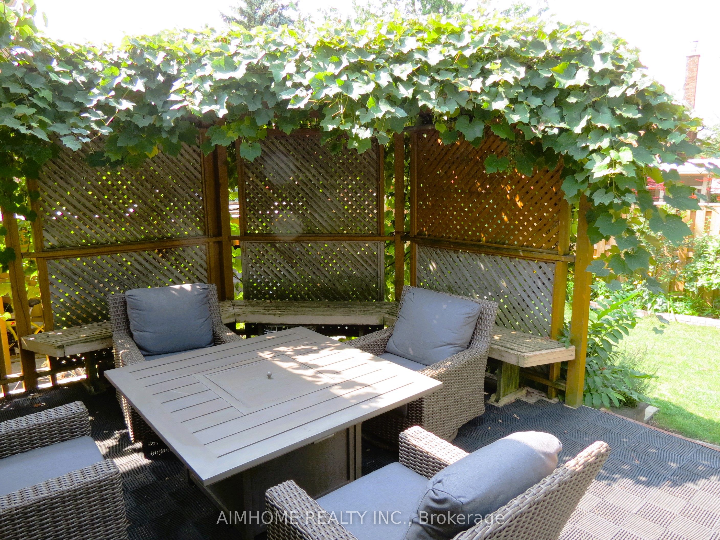 50 Hollingham Road Property Photo 4