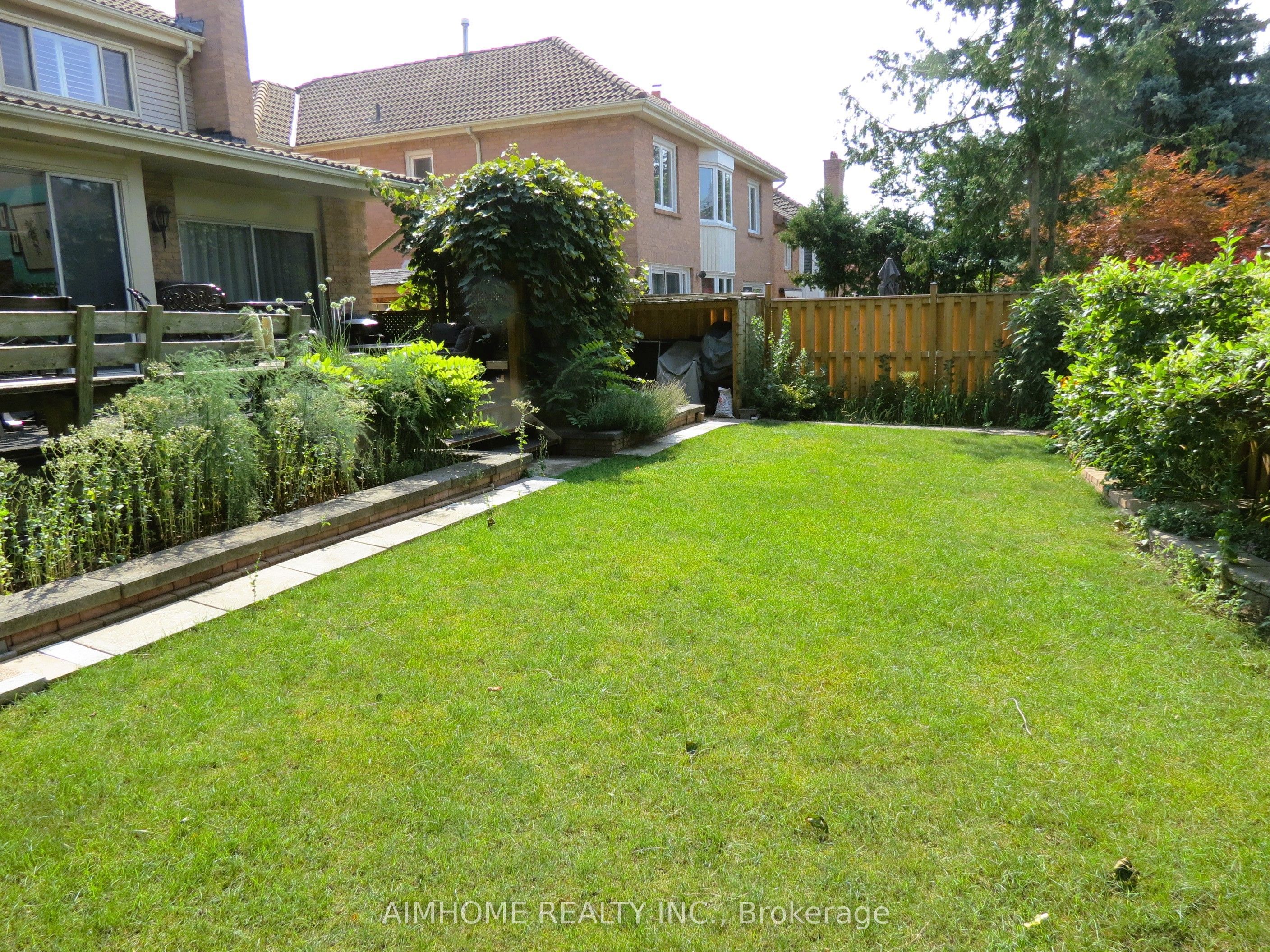 50 Hollingham Road Property Photo 6