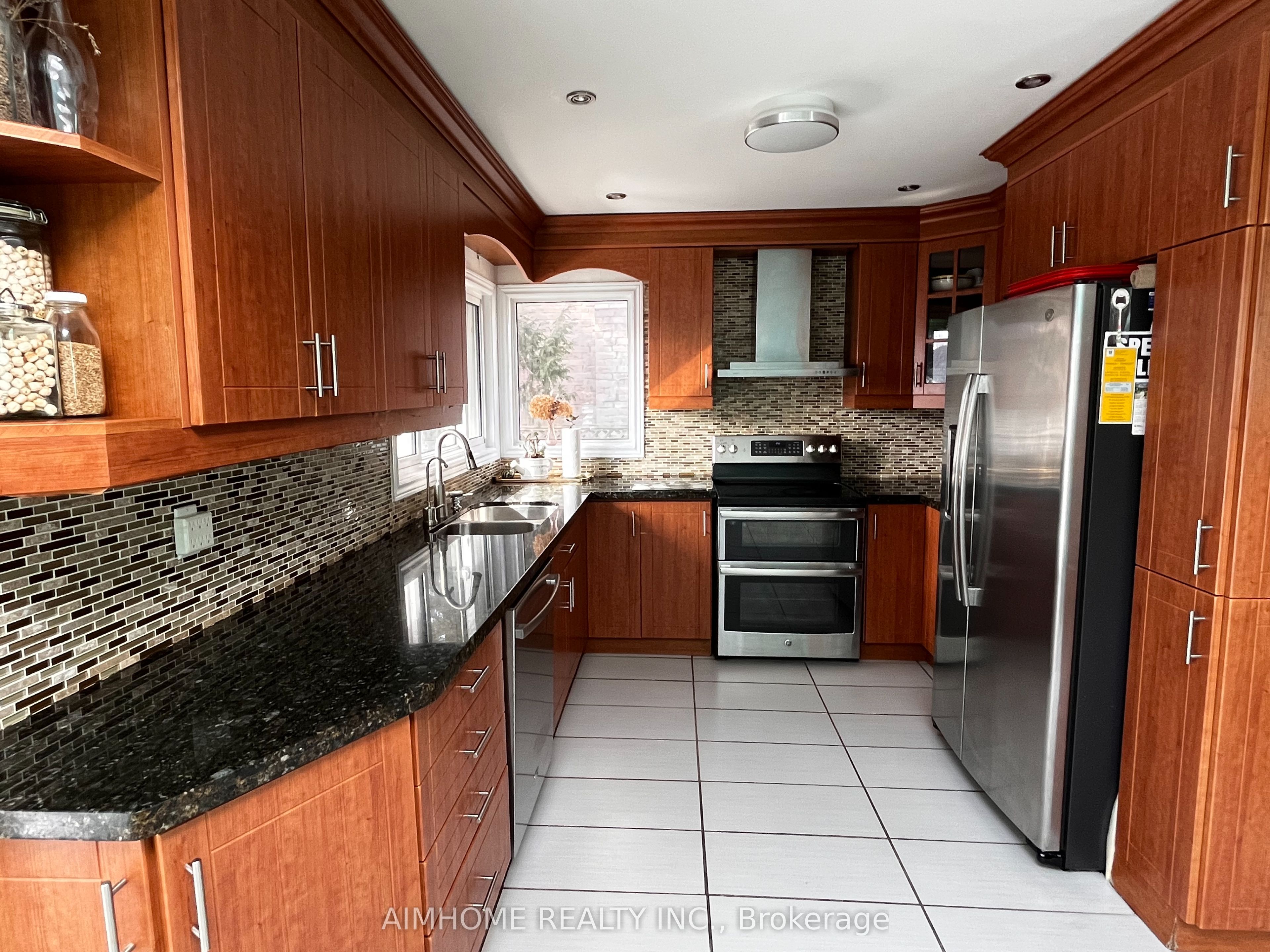 50 Hollingham Road Property Photo 10