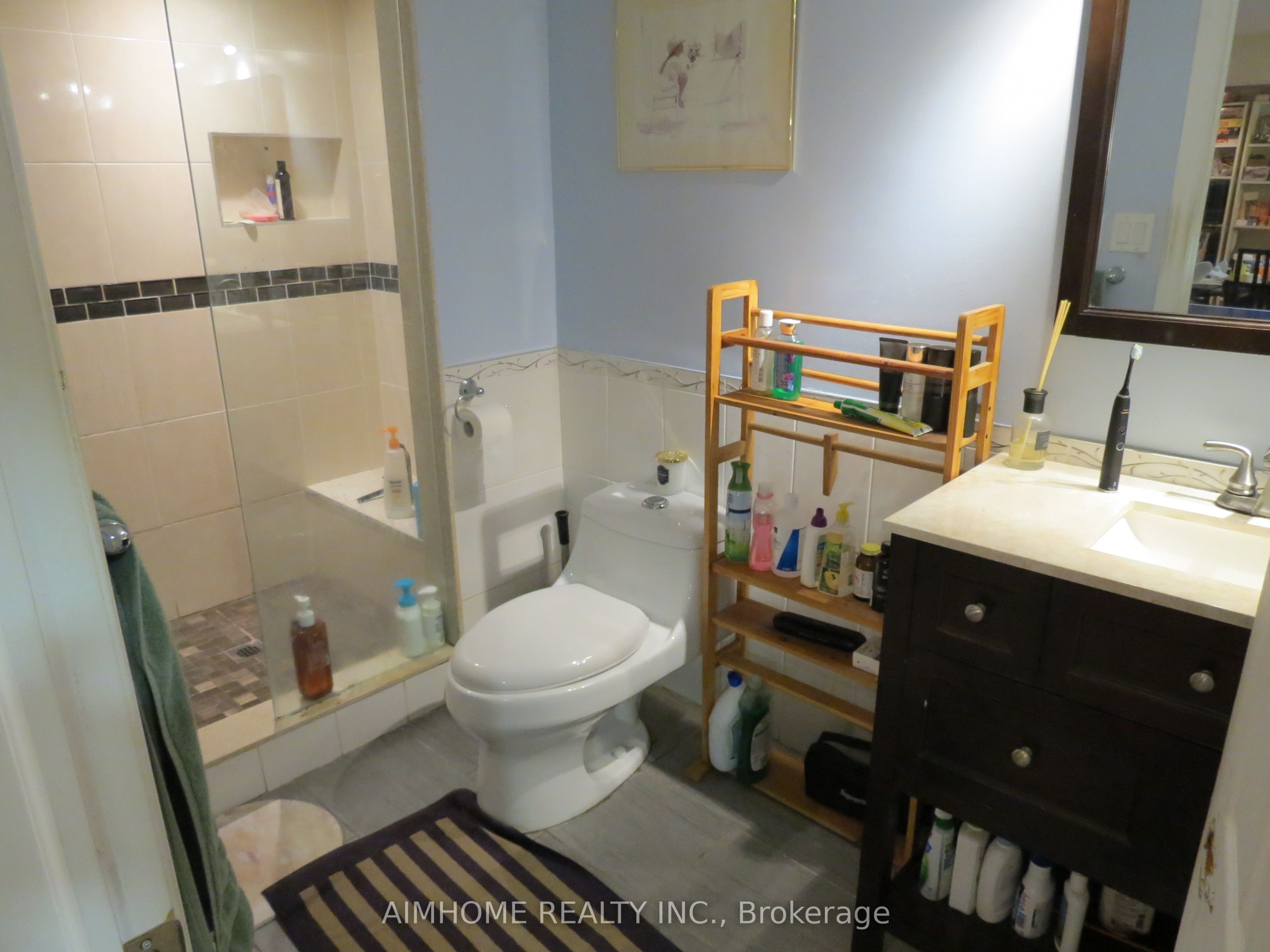 50 Hollingham Road Property Photo 32