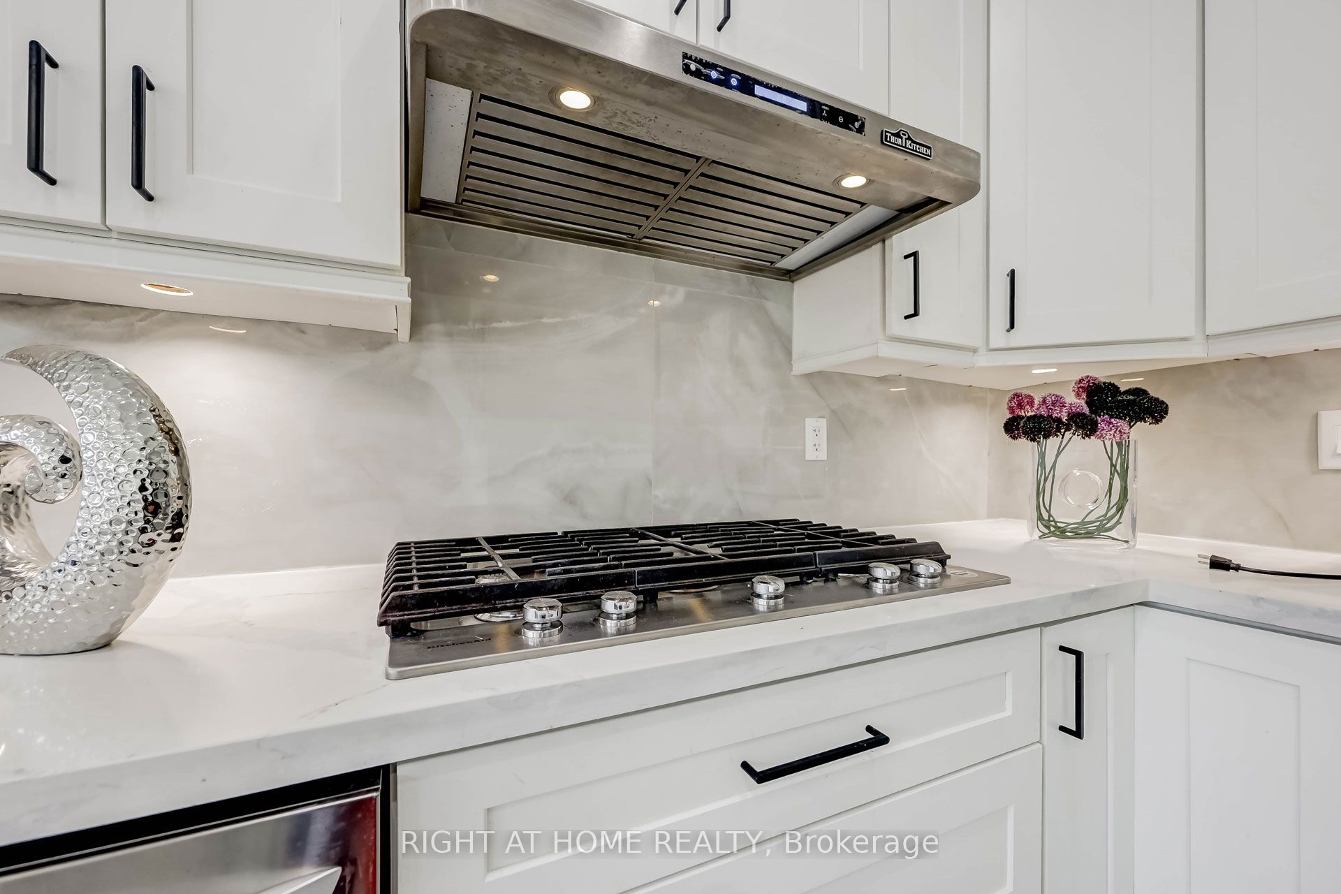 22 Garneau Street Property Photo 19