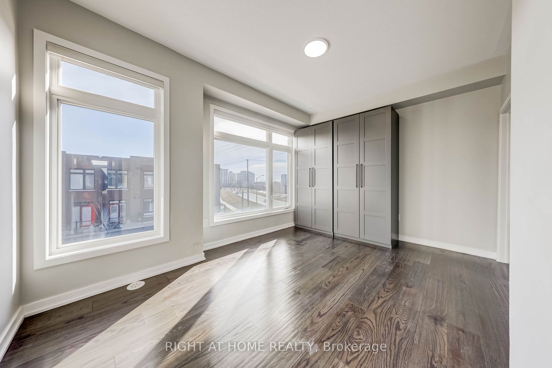 22 Garneau Street Property Photo 24