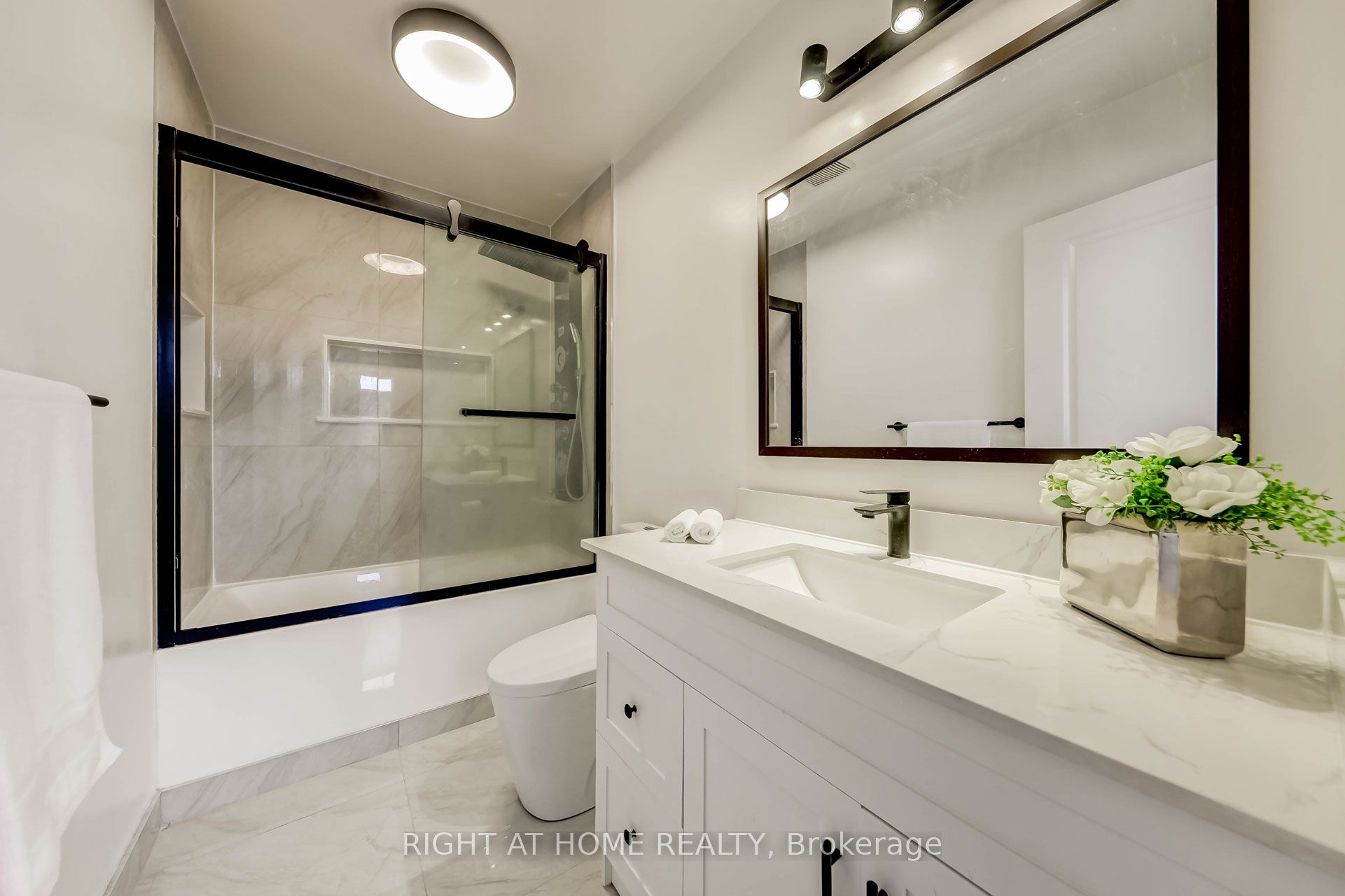 22 Garneau Street Property Photo 26