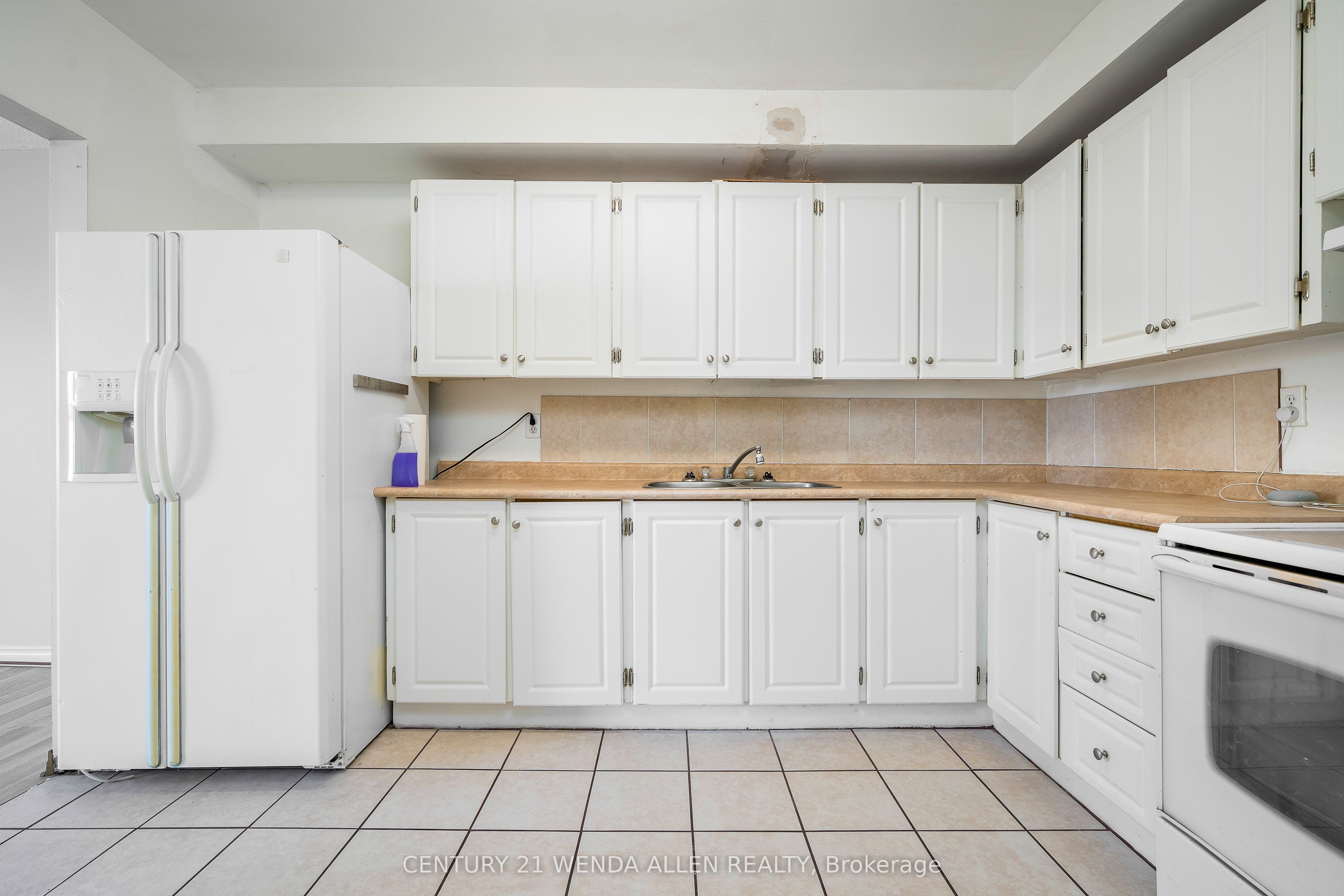 70 Victoria Street Property Photo 21
