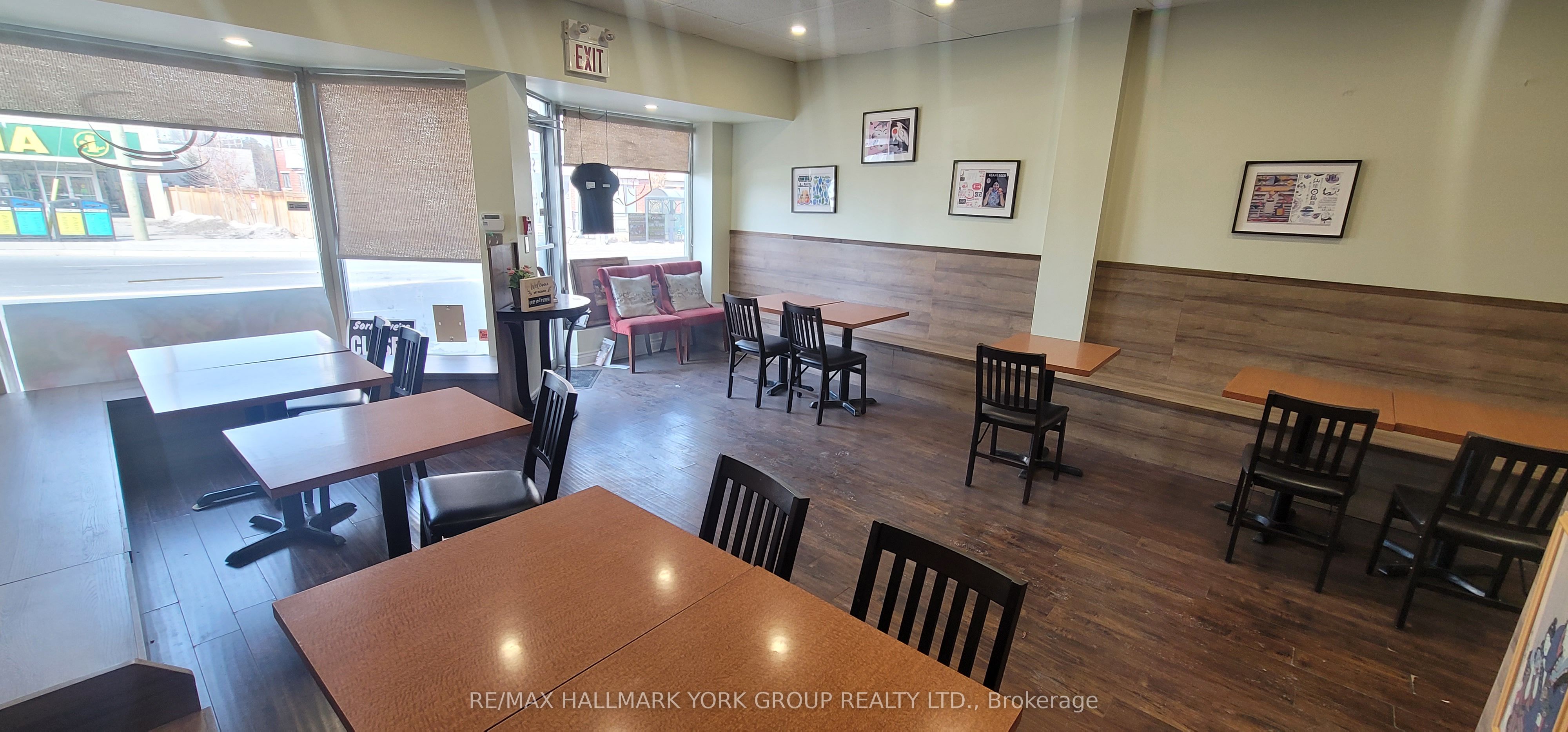 #2 - 15263 Yonge Street Property Photo 2