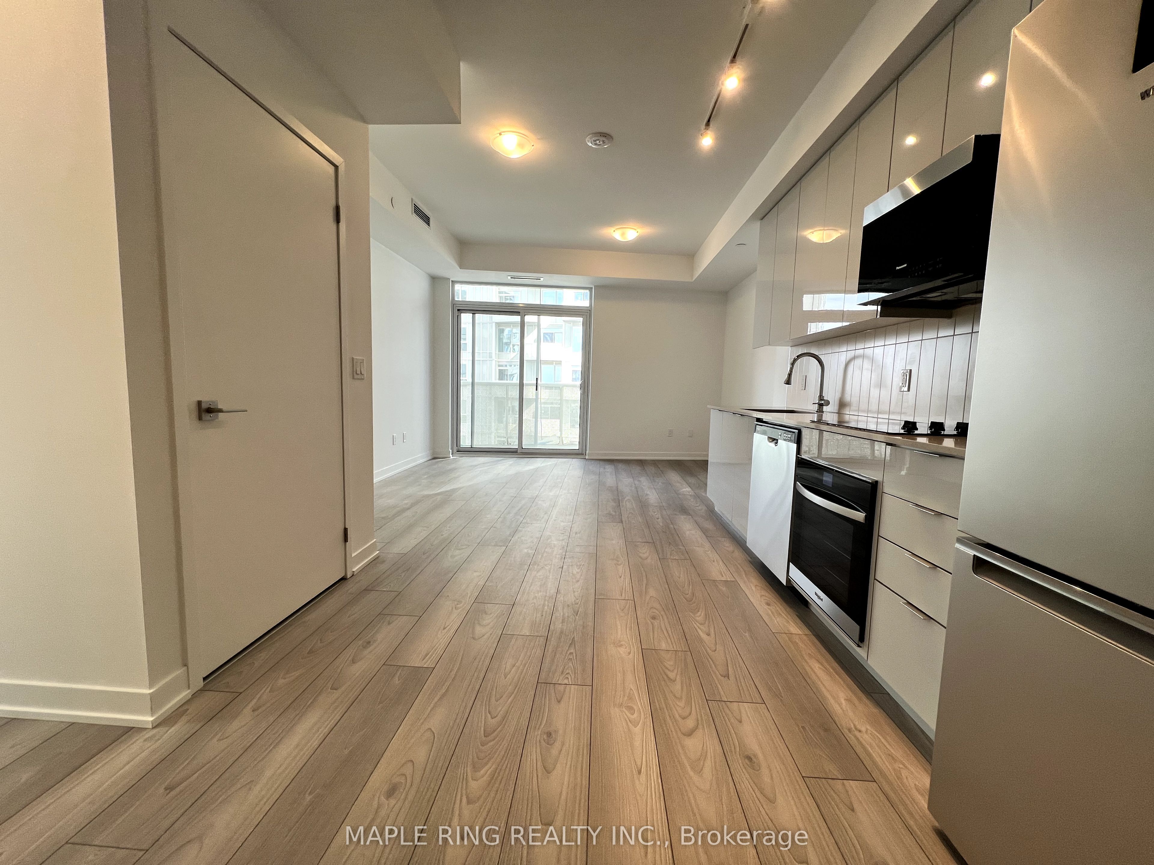 10 Abeja Street 915 Property Photo 5