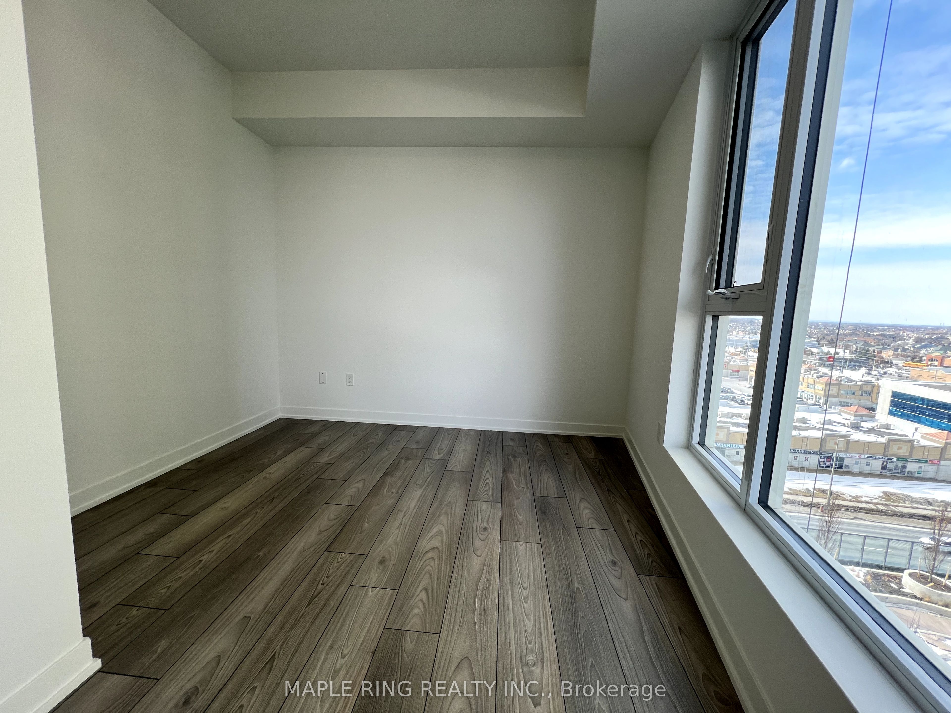 10 Abeja Street 915 Property Photo 6