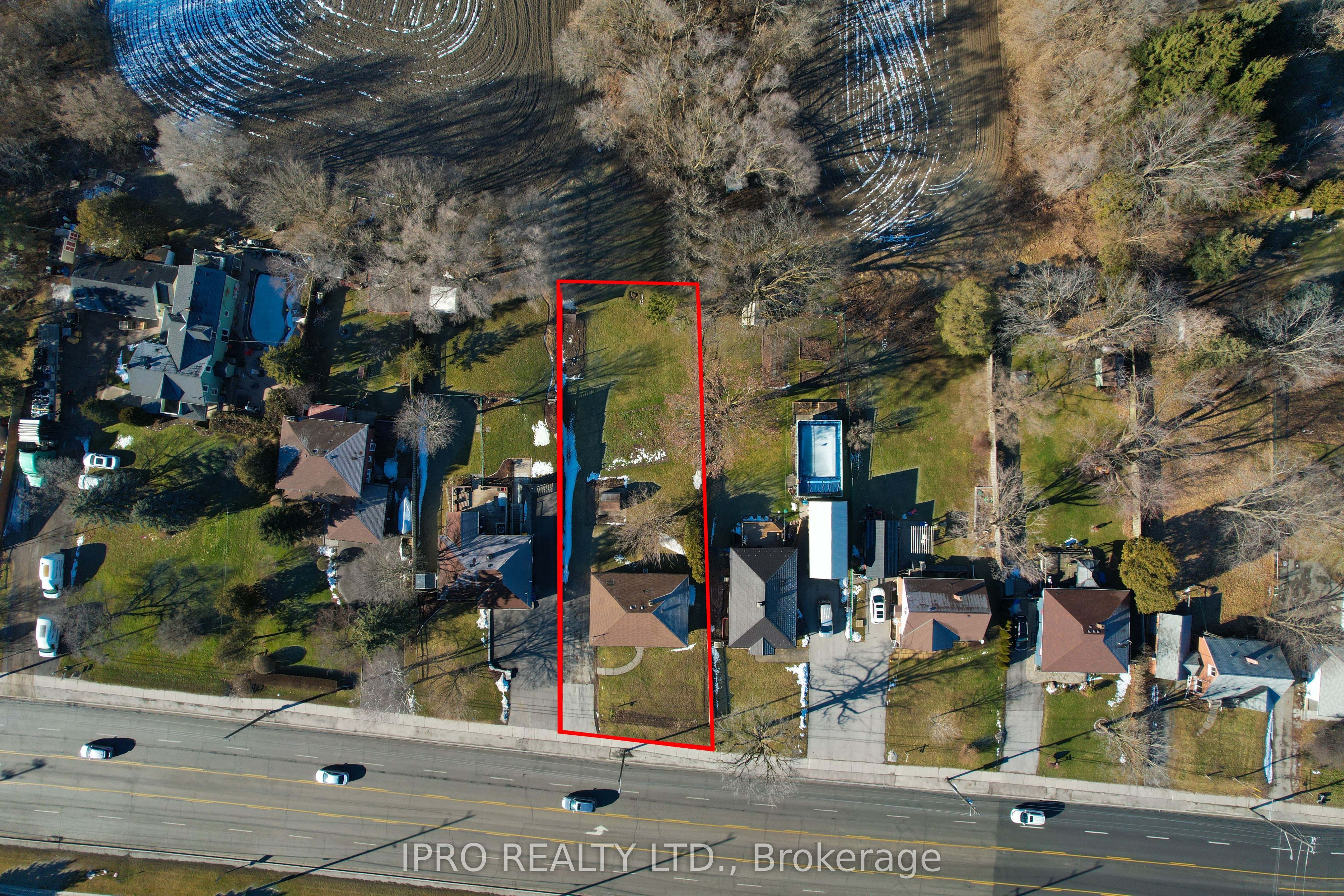 18200 Leslie Street Property Photo