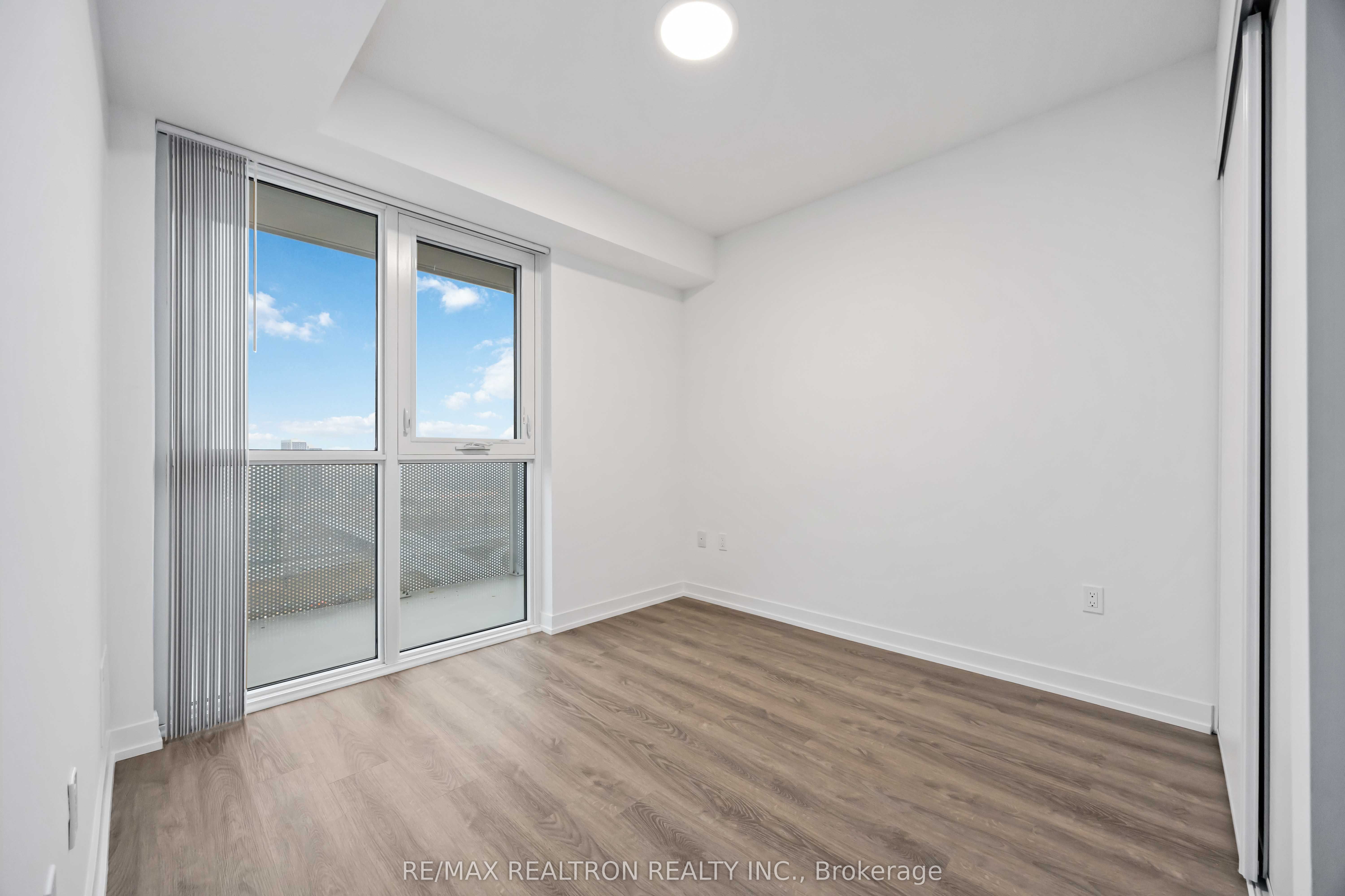 #3010 - 195 Commerce Street Property Photo 12