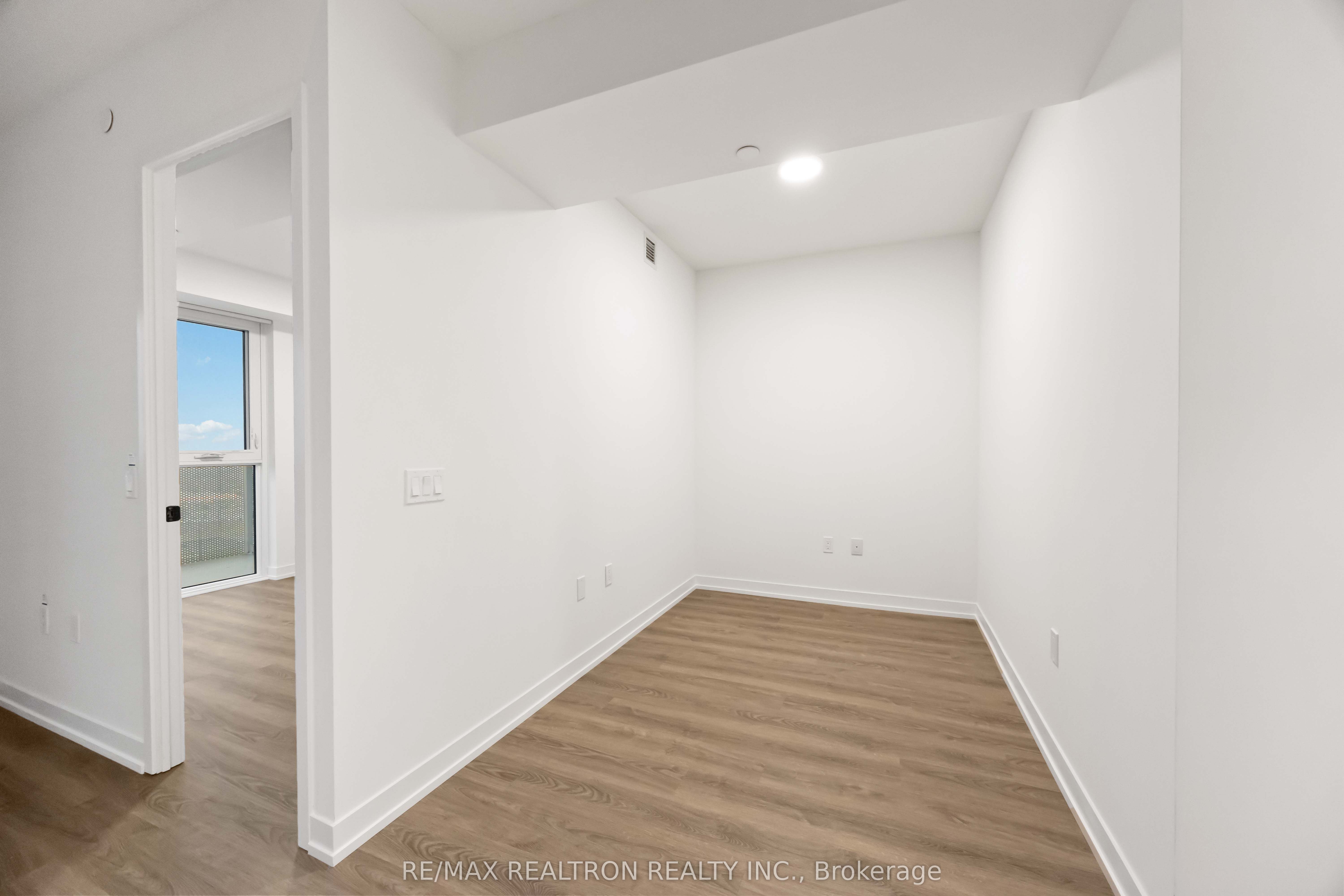 #3010 - 195 Commerce Street Property Photo 16