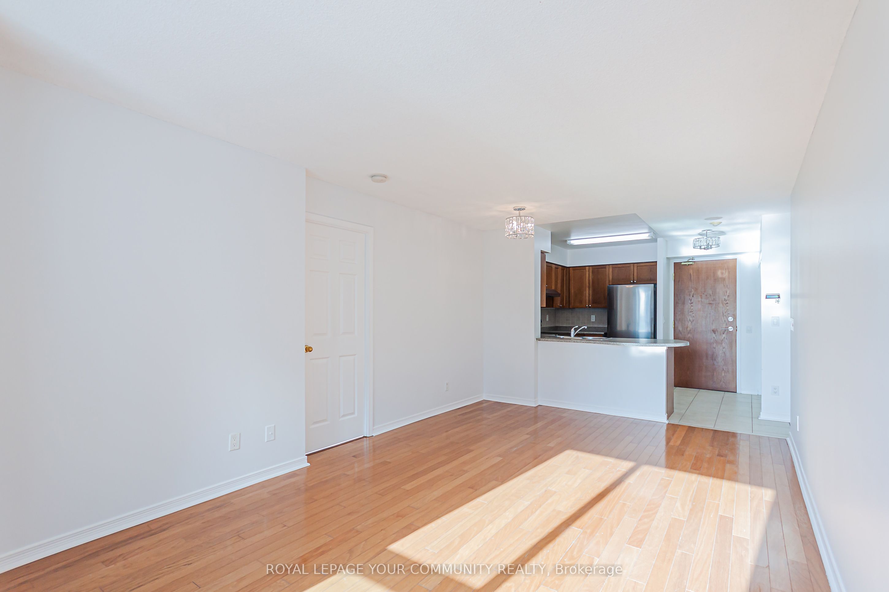 #502 - 11 Oneida Crescent Property Photo 16