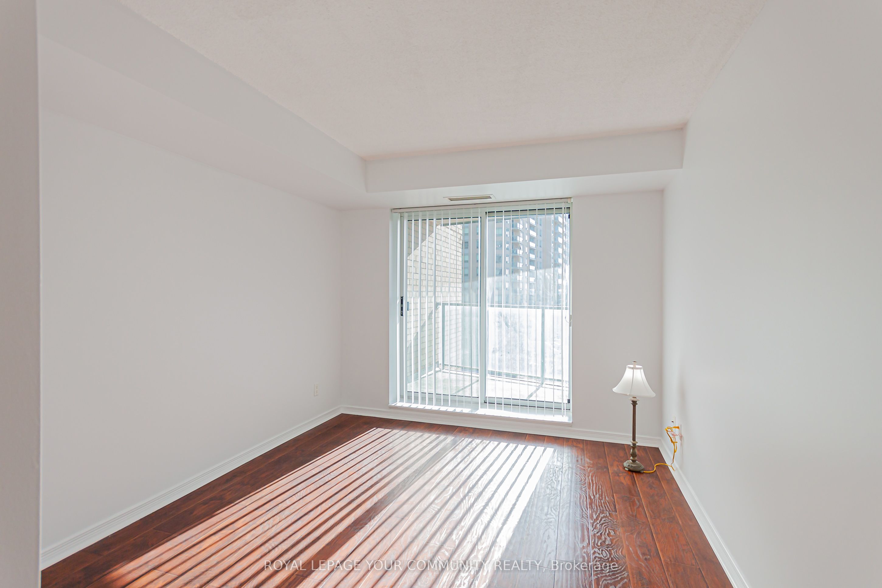 #502 - 11 Oneida Crescent Property Photo 18