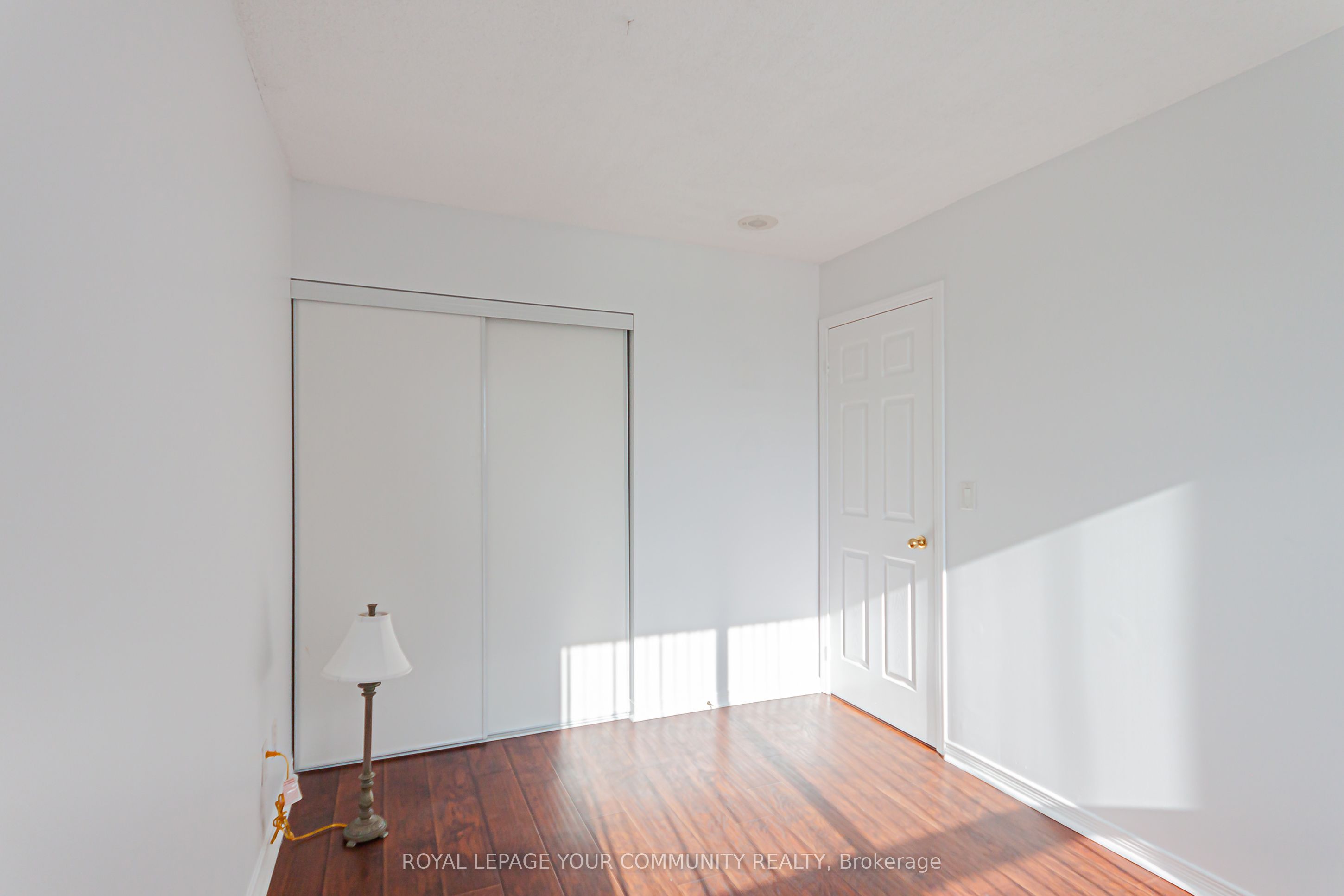 #502 - 11 Oneida Crescent Property Photo 25