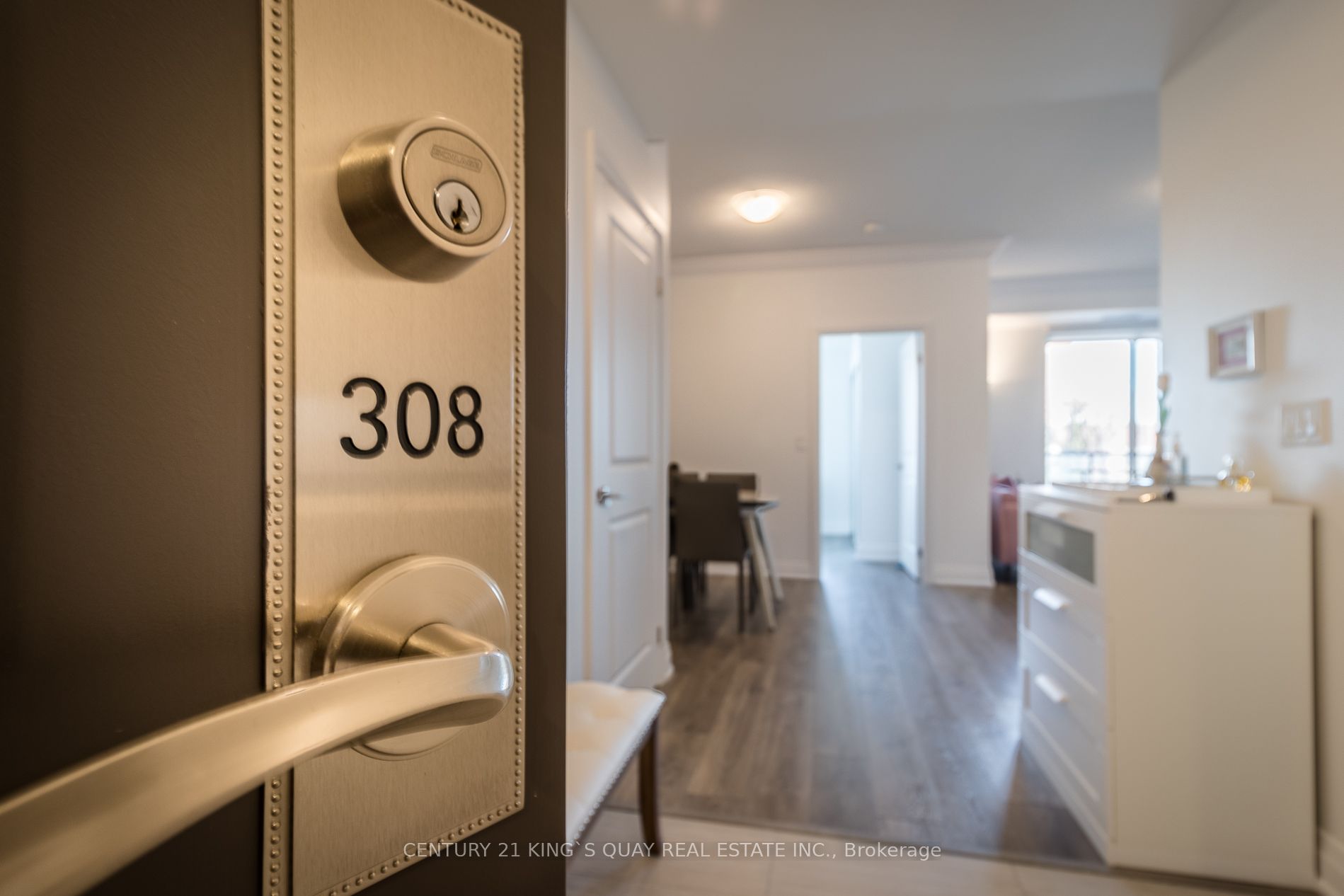25 Baker Hill Blvd Property Photo