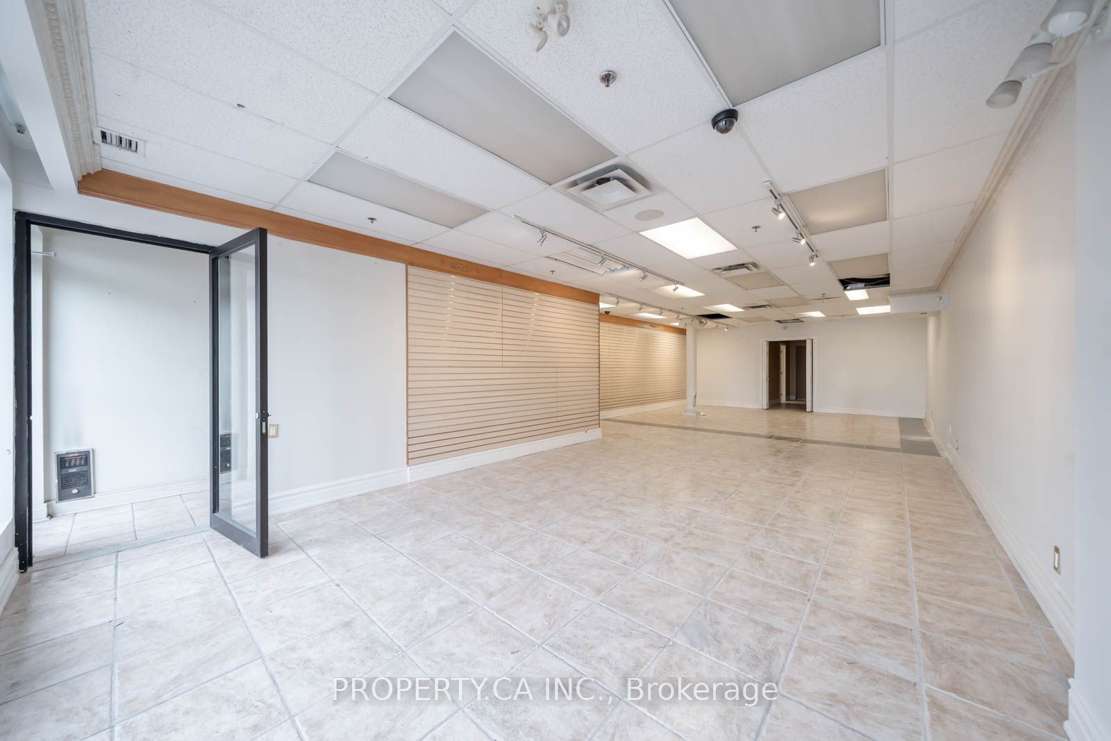#9 - Main - 136 Winges Road Property Photo 8